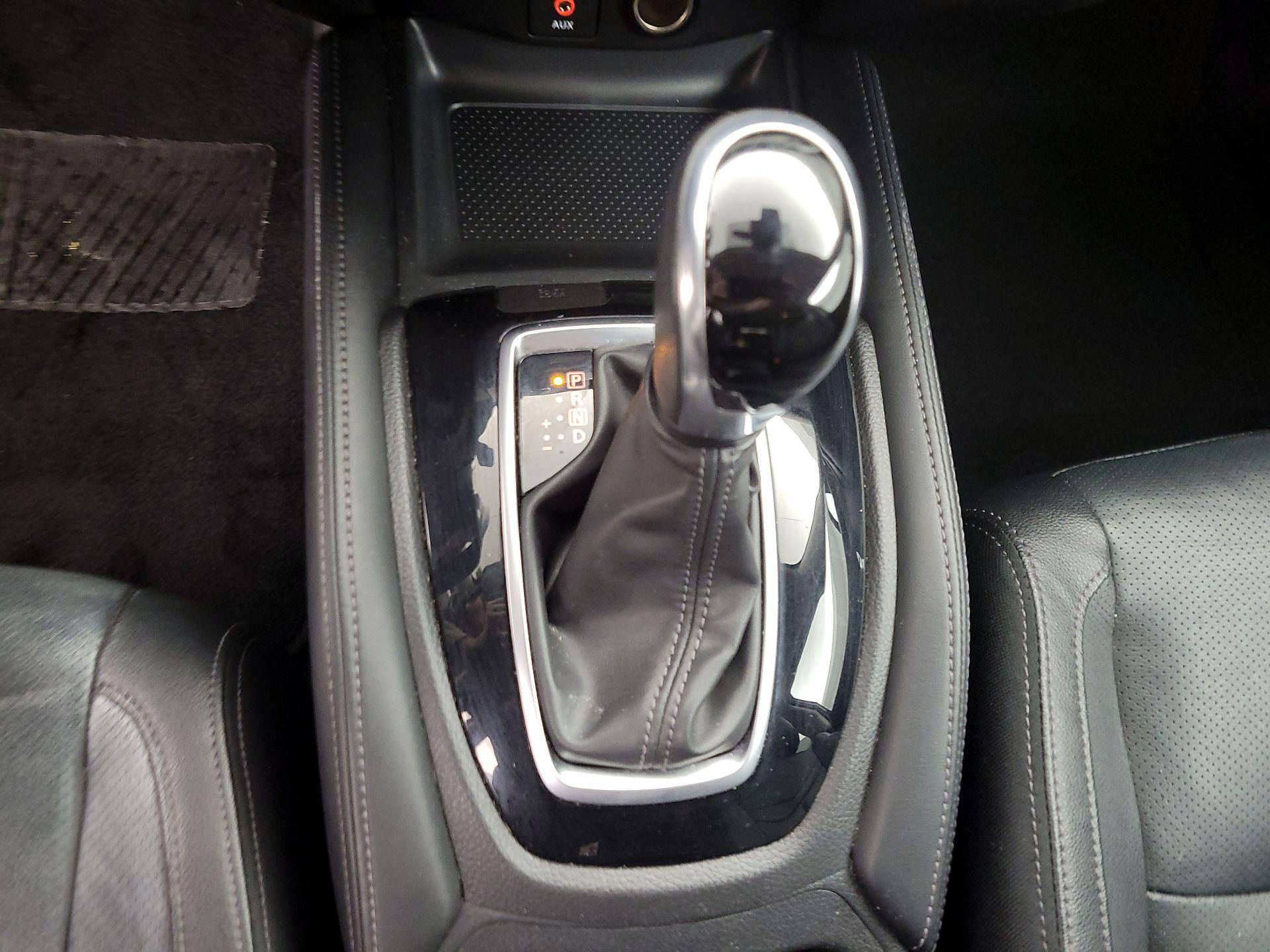 Thumbnail: 2017 Nissan Rogue - 18