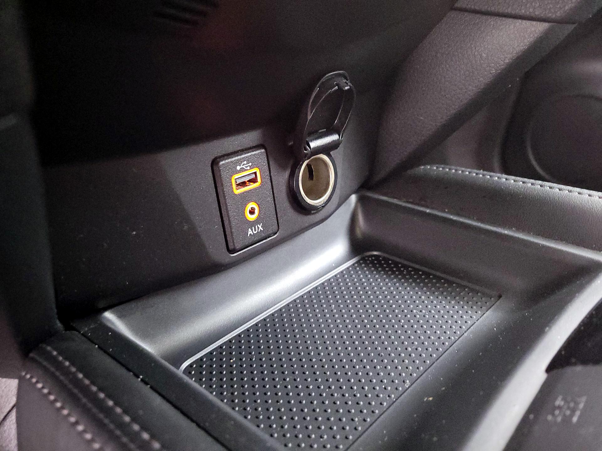 Thumbnail: 2017 Nissan Rogue - 19