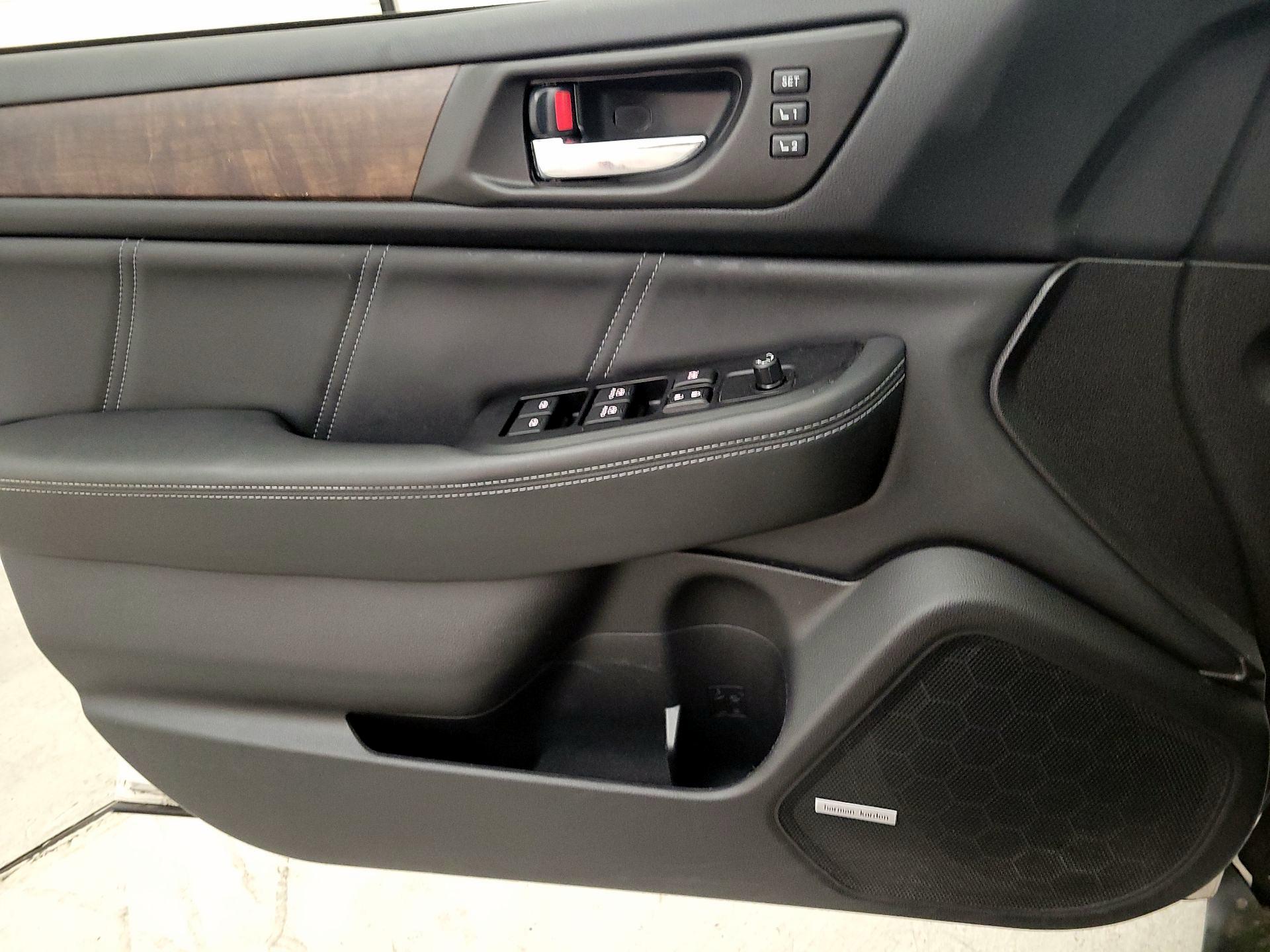 Thumbnail: 2018 Subaru Outback - 12