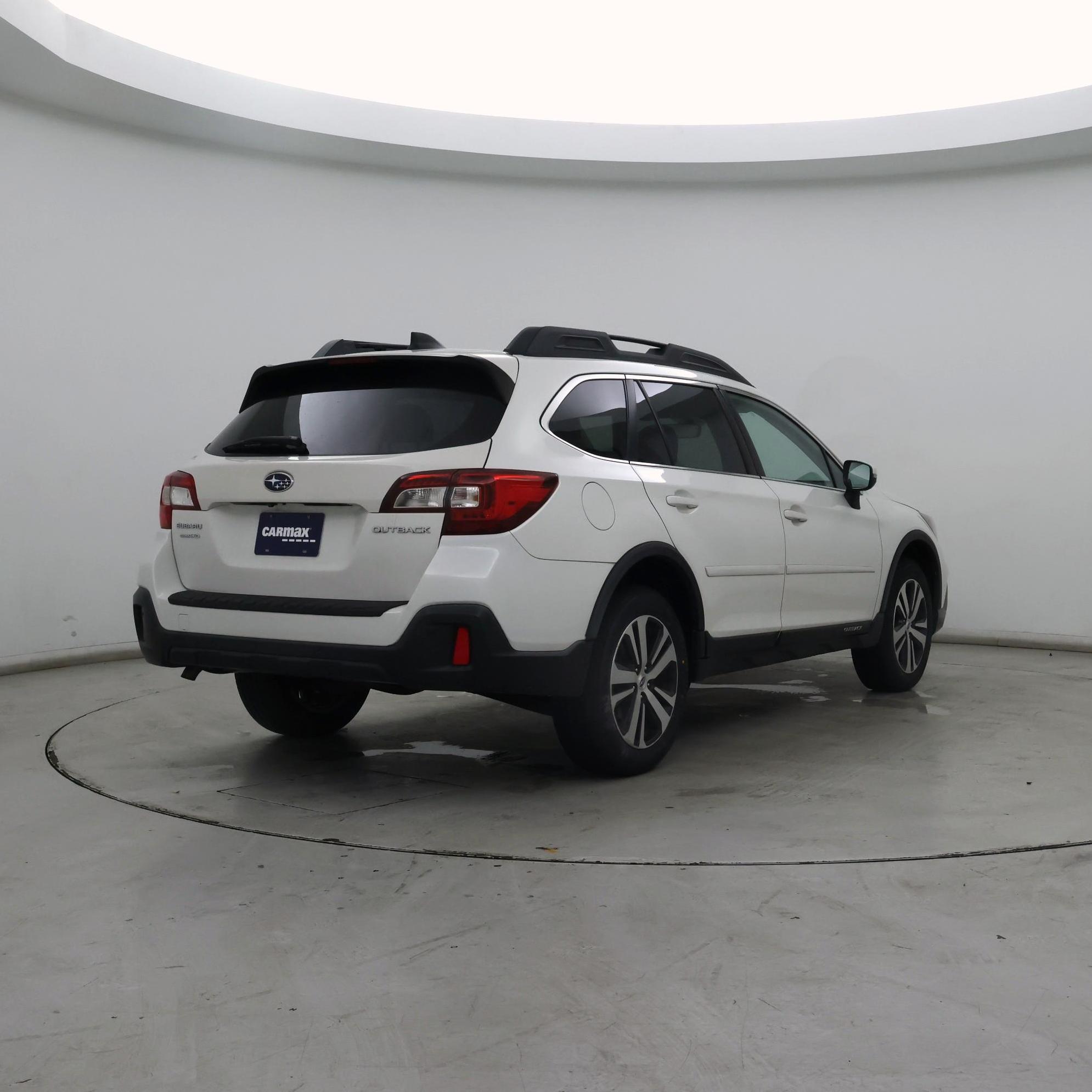 Thumbnail: 2018 Subaru Outback - 8