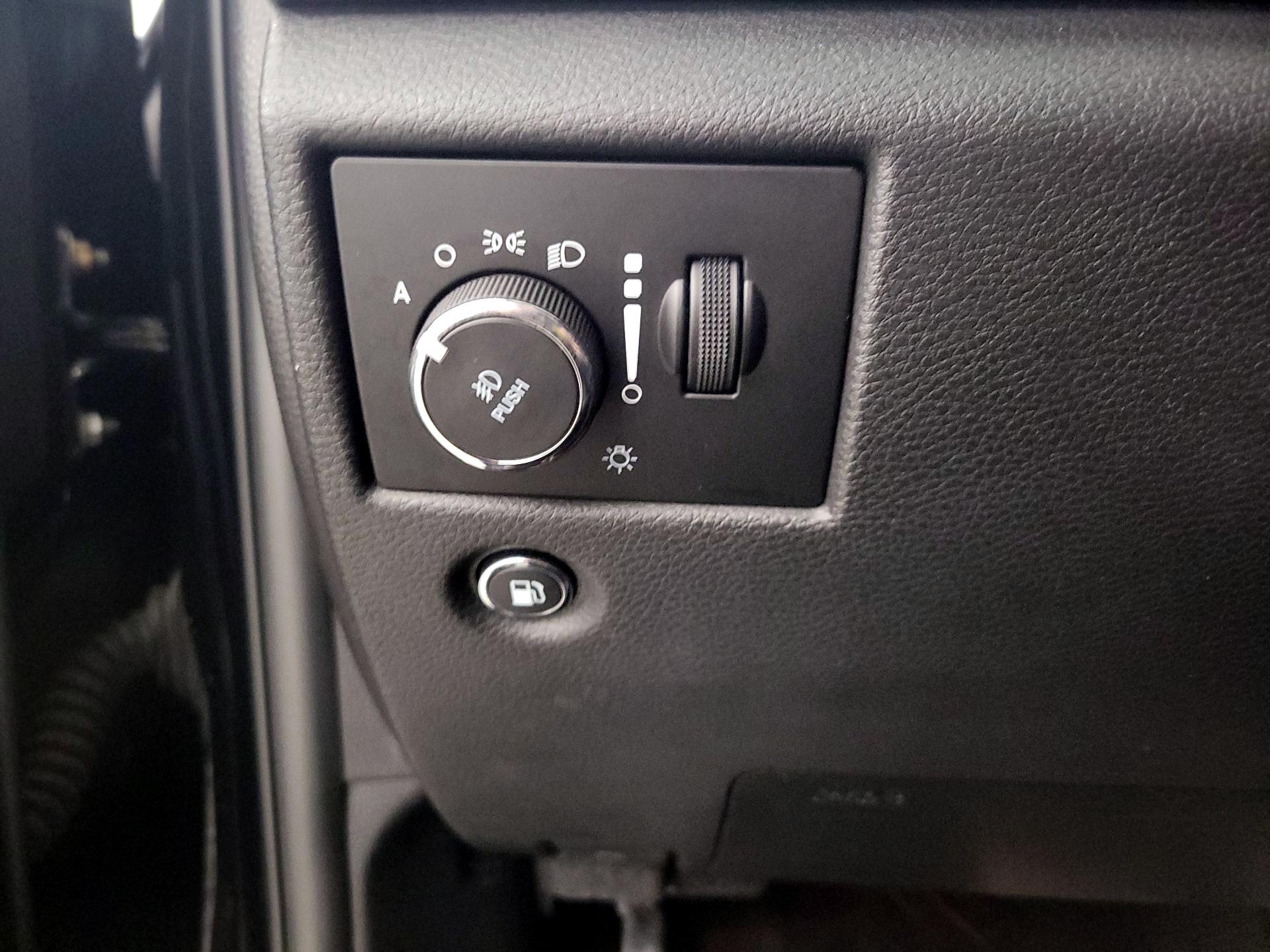 Thumbnail: 2019 Jeep Grand Cherokee - 13