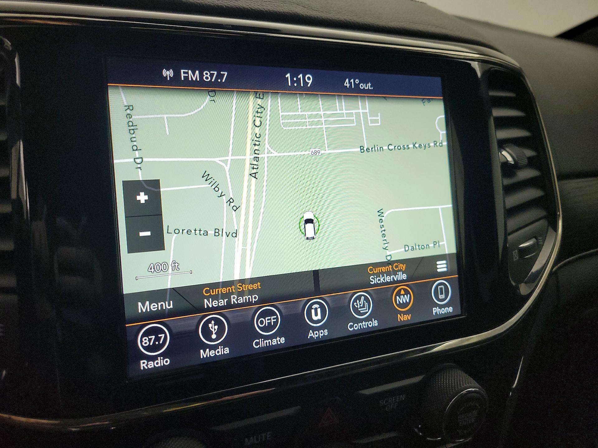 Thumbnail: 2019 Jeep Grand Cherokee - 14