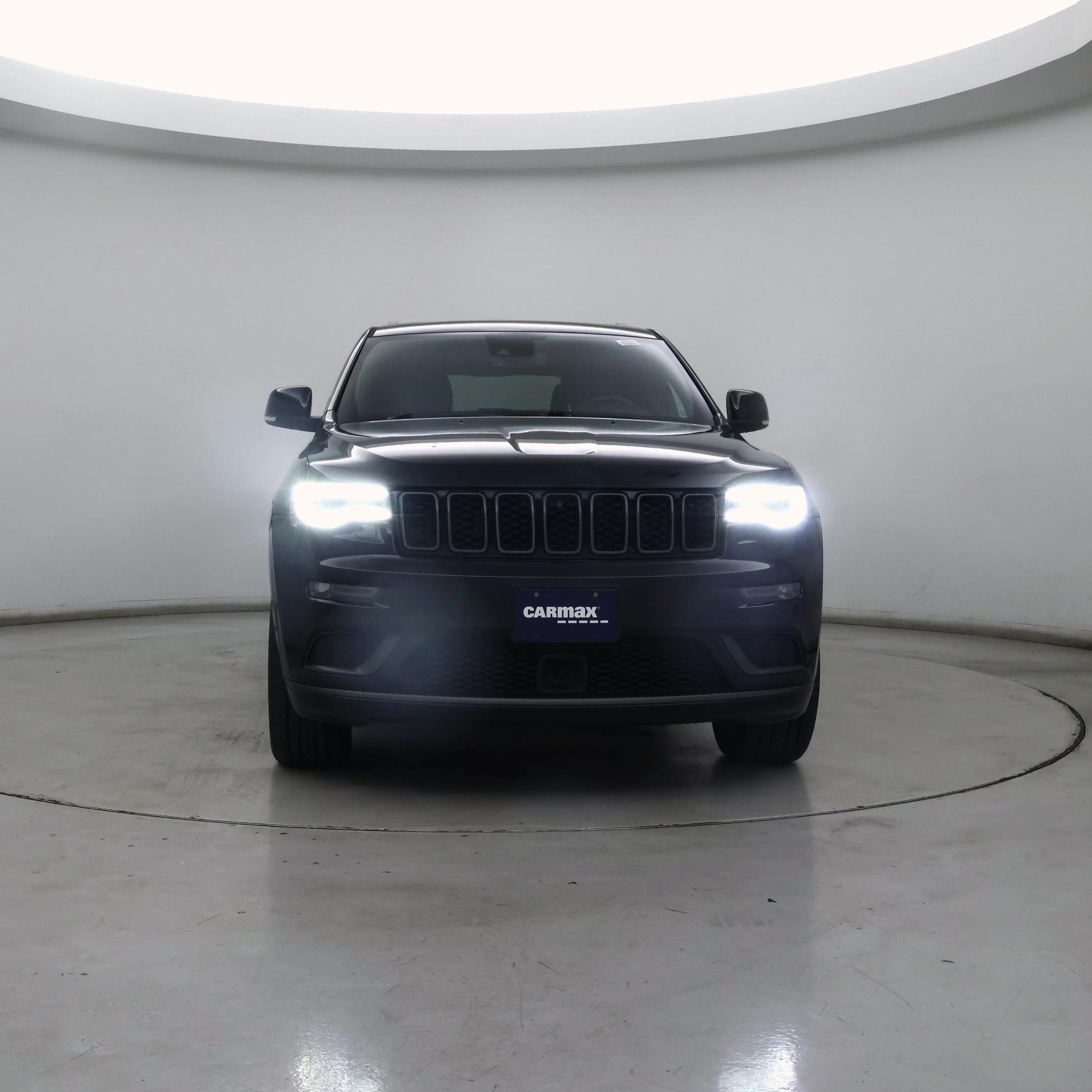 Thumbnail: 2019 Jeep Grand Cherokee - 5