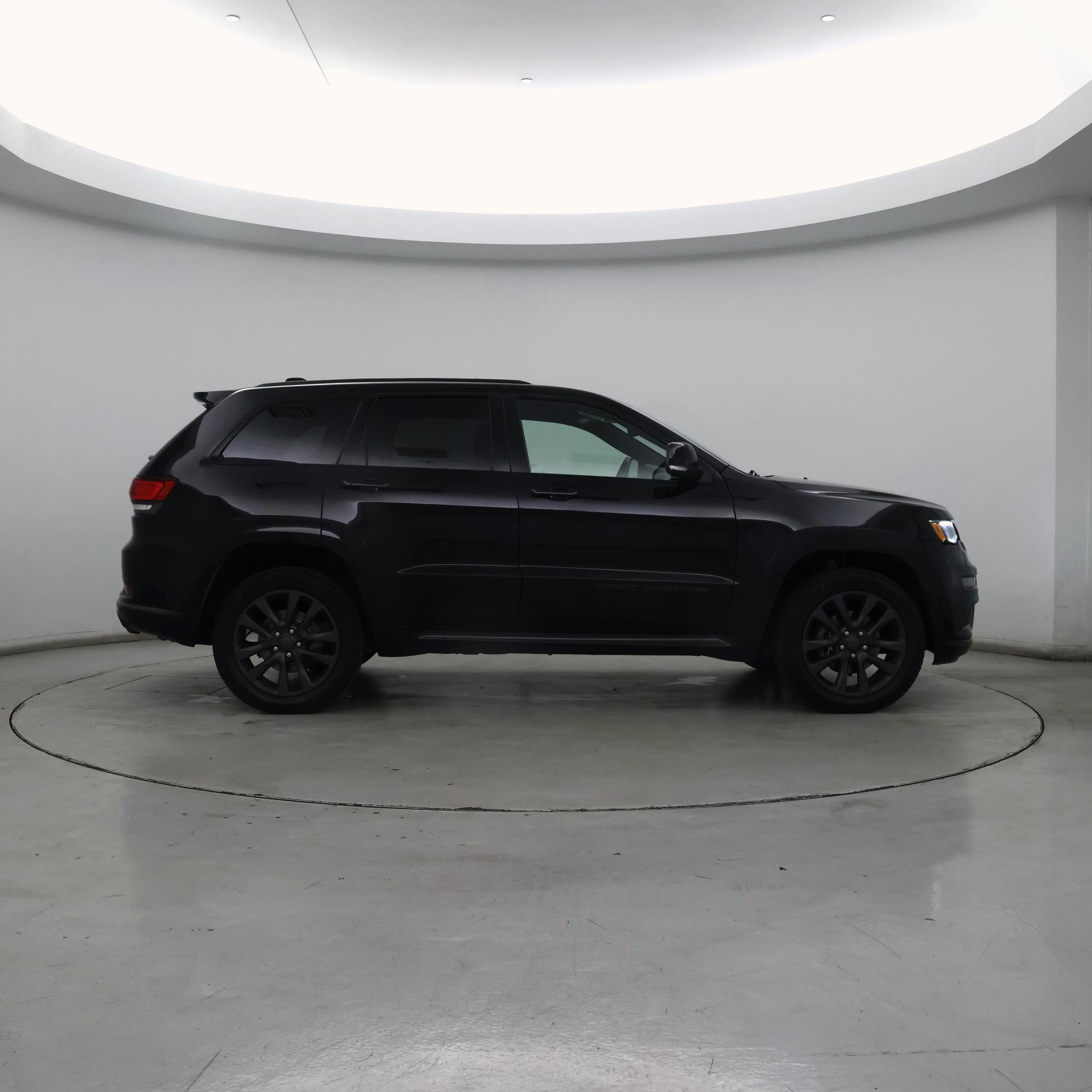 Thumbnail: 2019 Jeep Grand Cherokee - 7