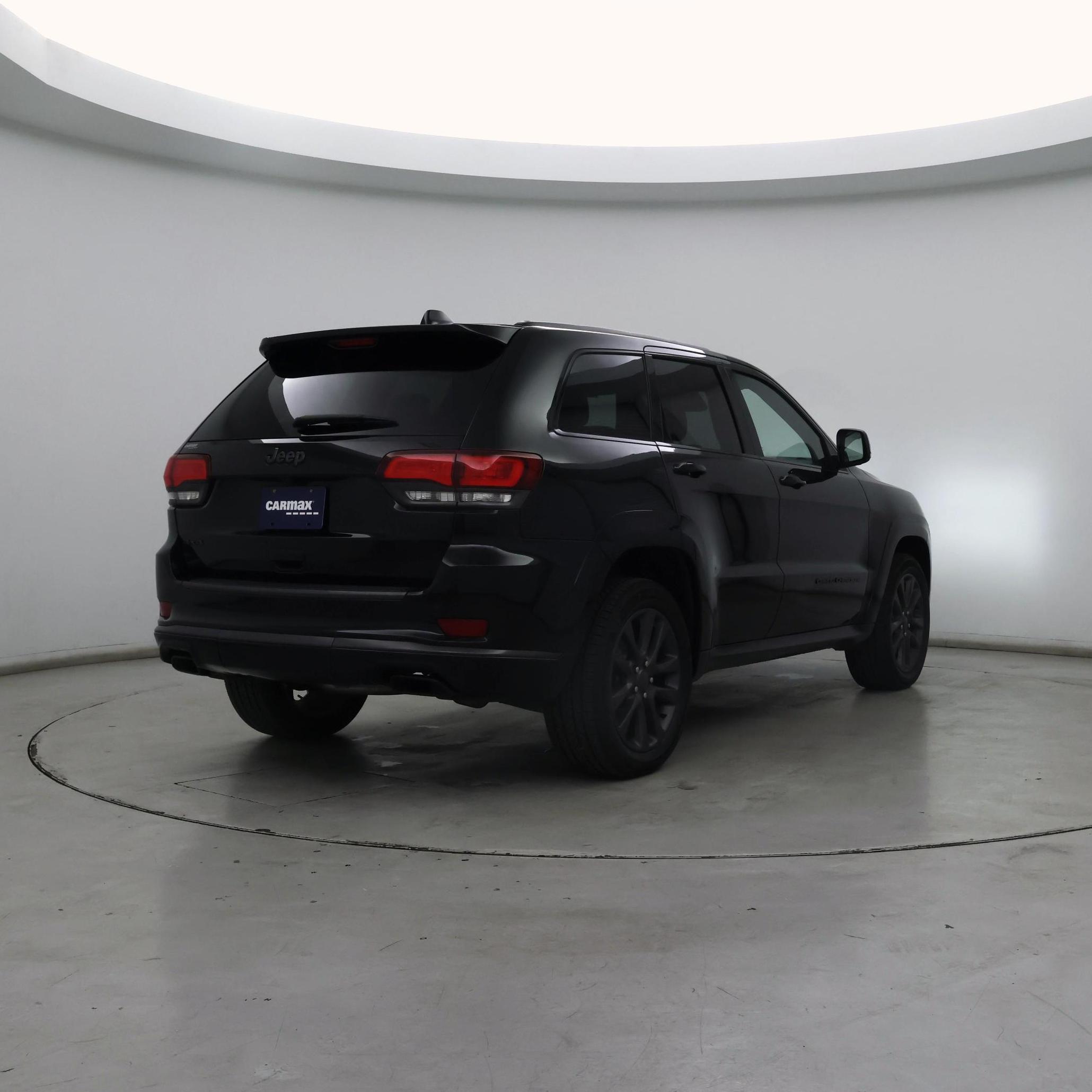 Thumbnail: 2019 Jeep Grand Cherokee - 8