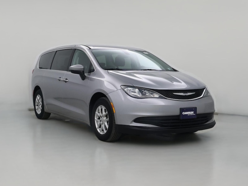 2017 Chrysler Pacifica Touring -
                  Gaithersburg, MD