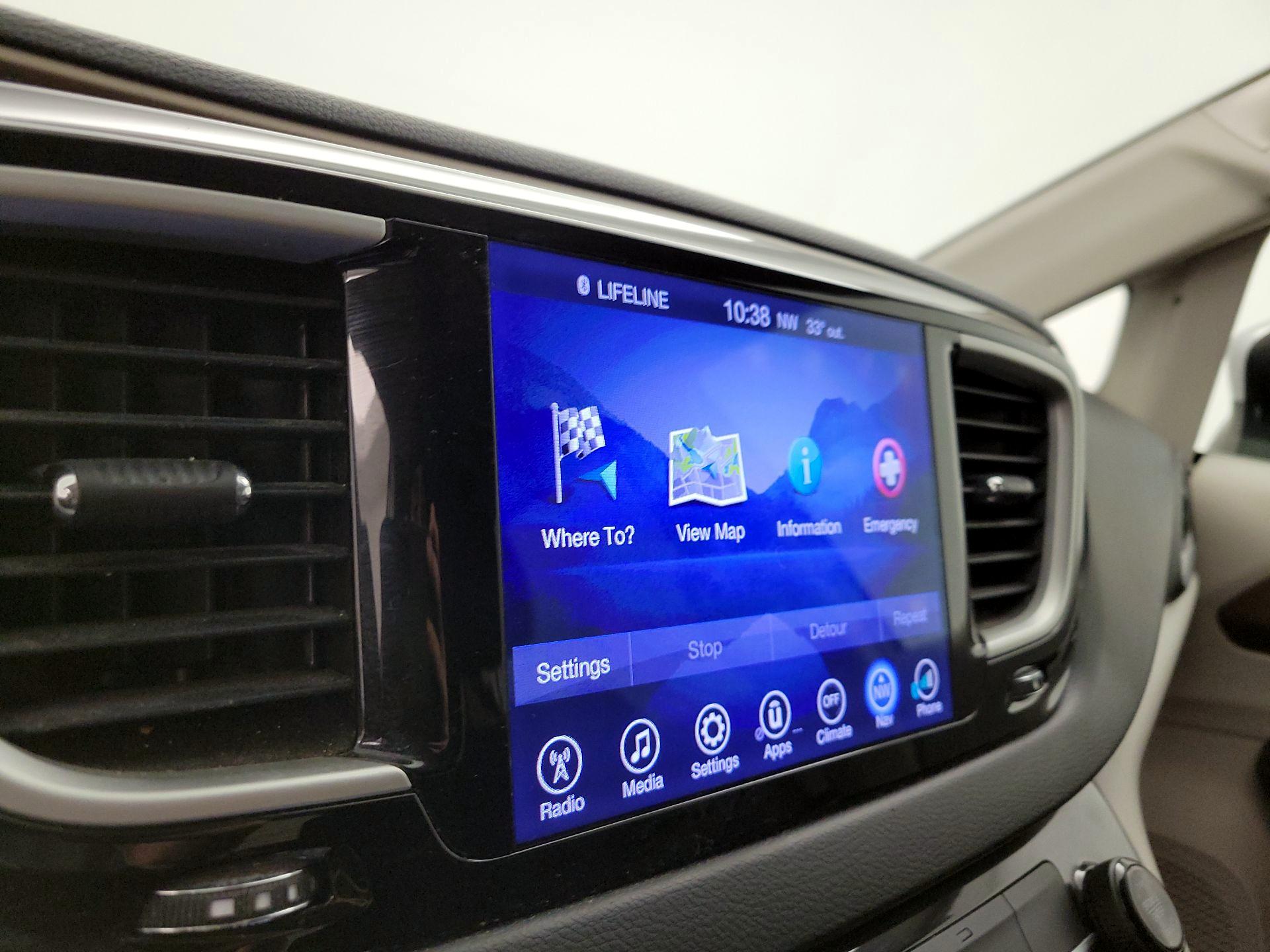 Thumbnail: 2017 Chrysler Pacifica - 14