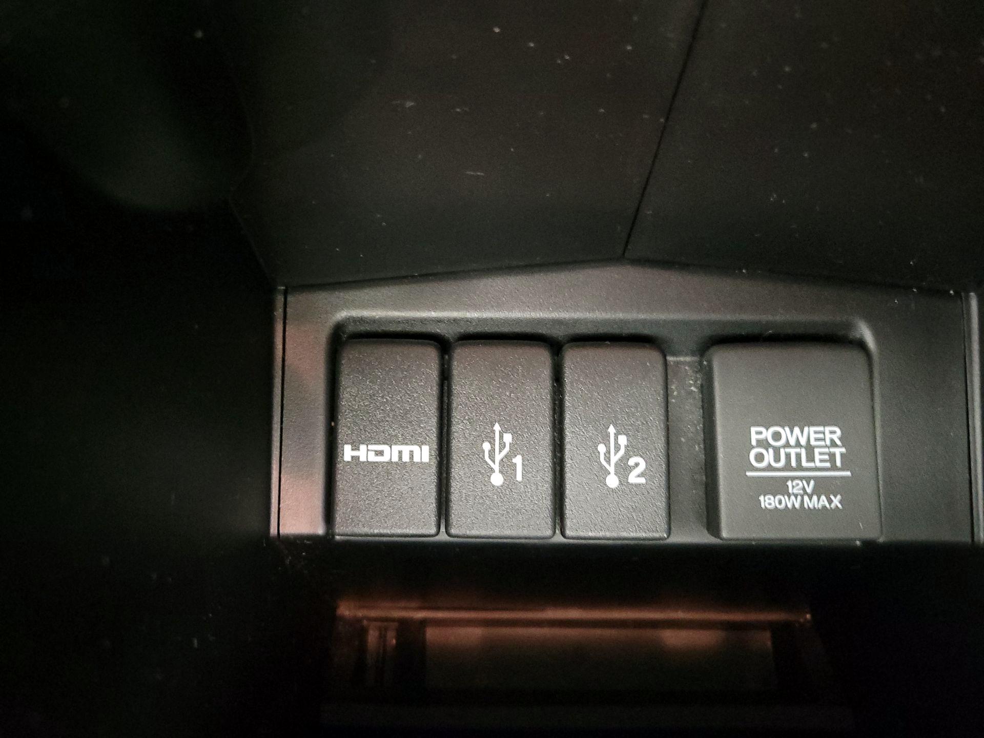 Thumbnail: 2015 Honda CR-V - 18