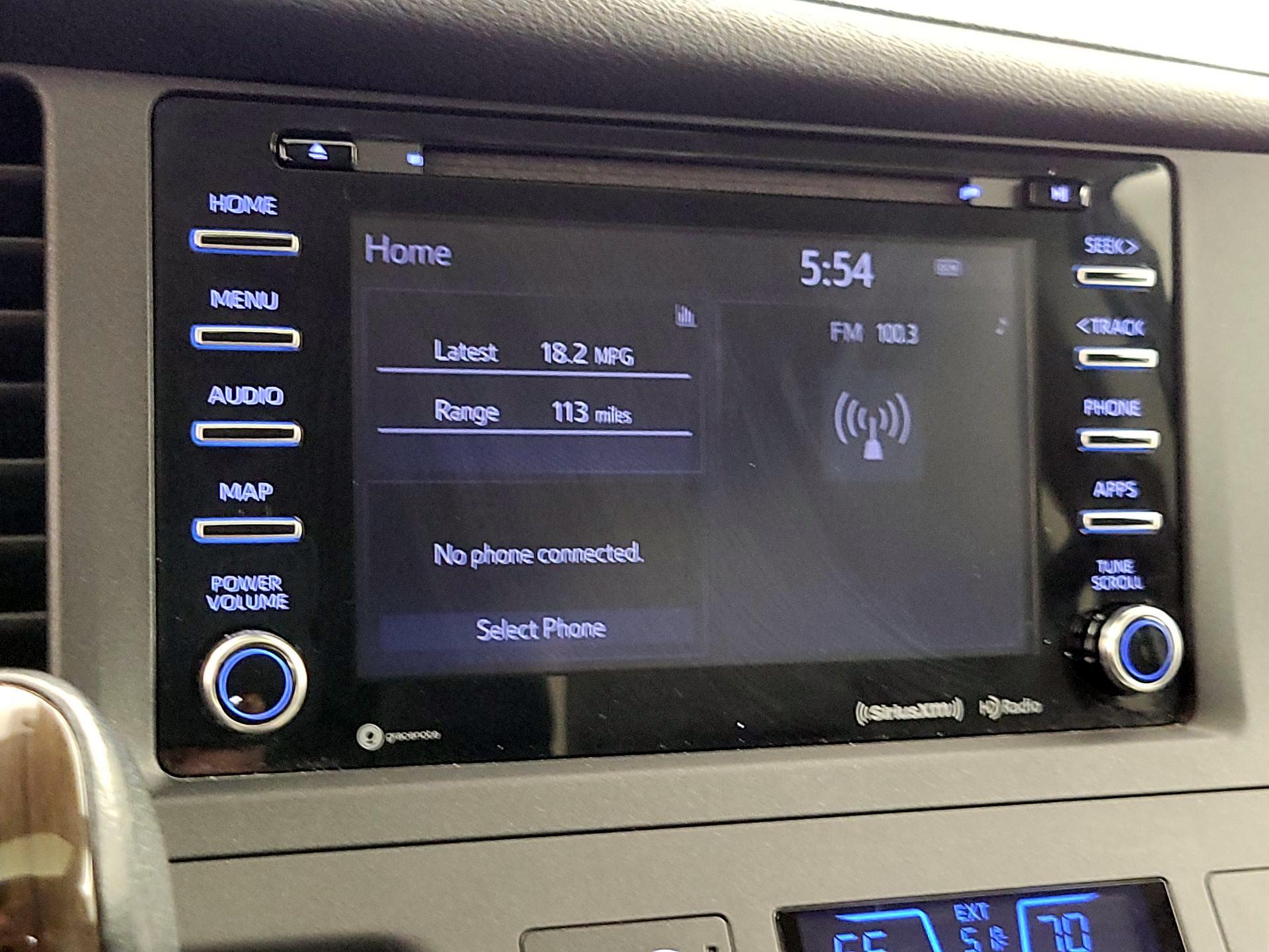 Thumbnail: 2020 Toyota Sienna - 15