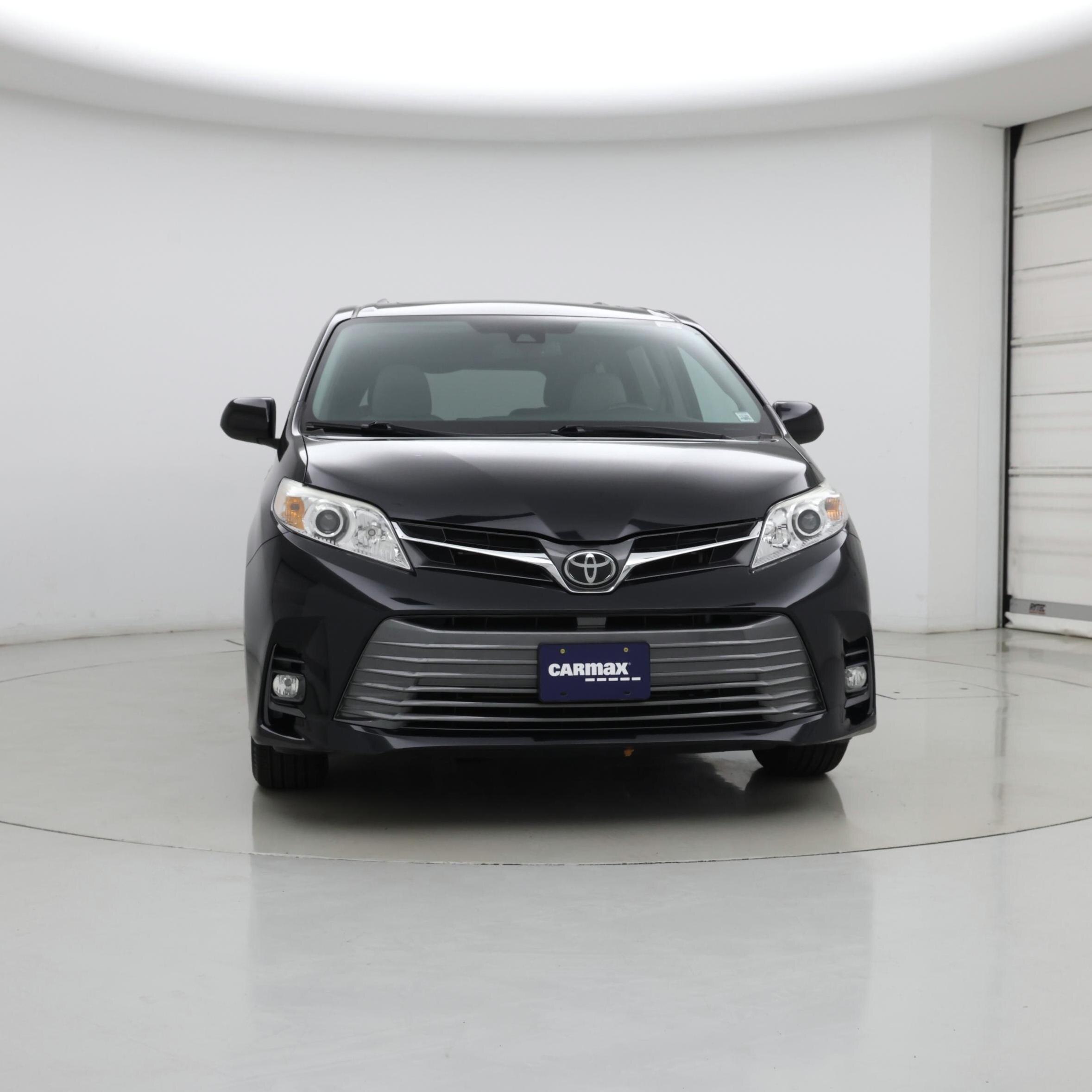 Thumbnail: 2020 Toyota Sienna - 5