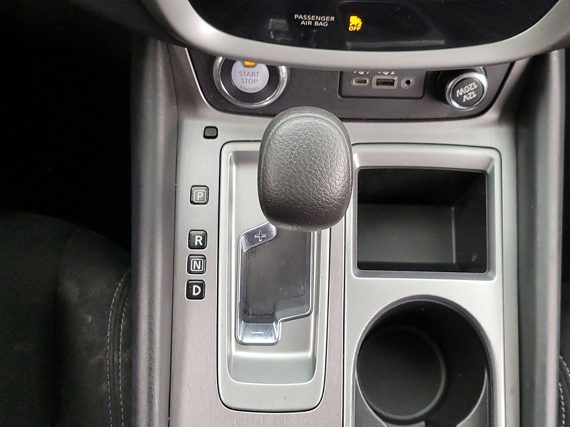 Thumbnail: 2020 Nissan Murano - 17