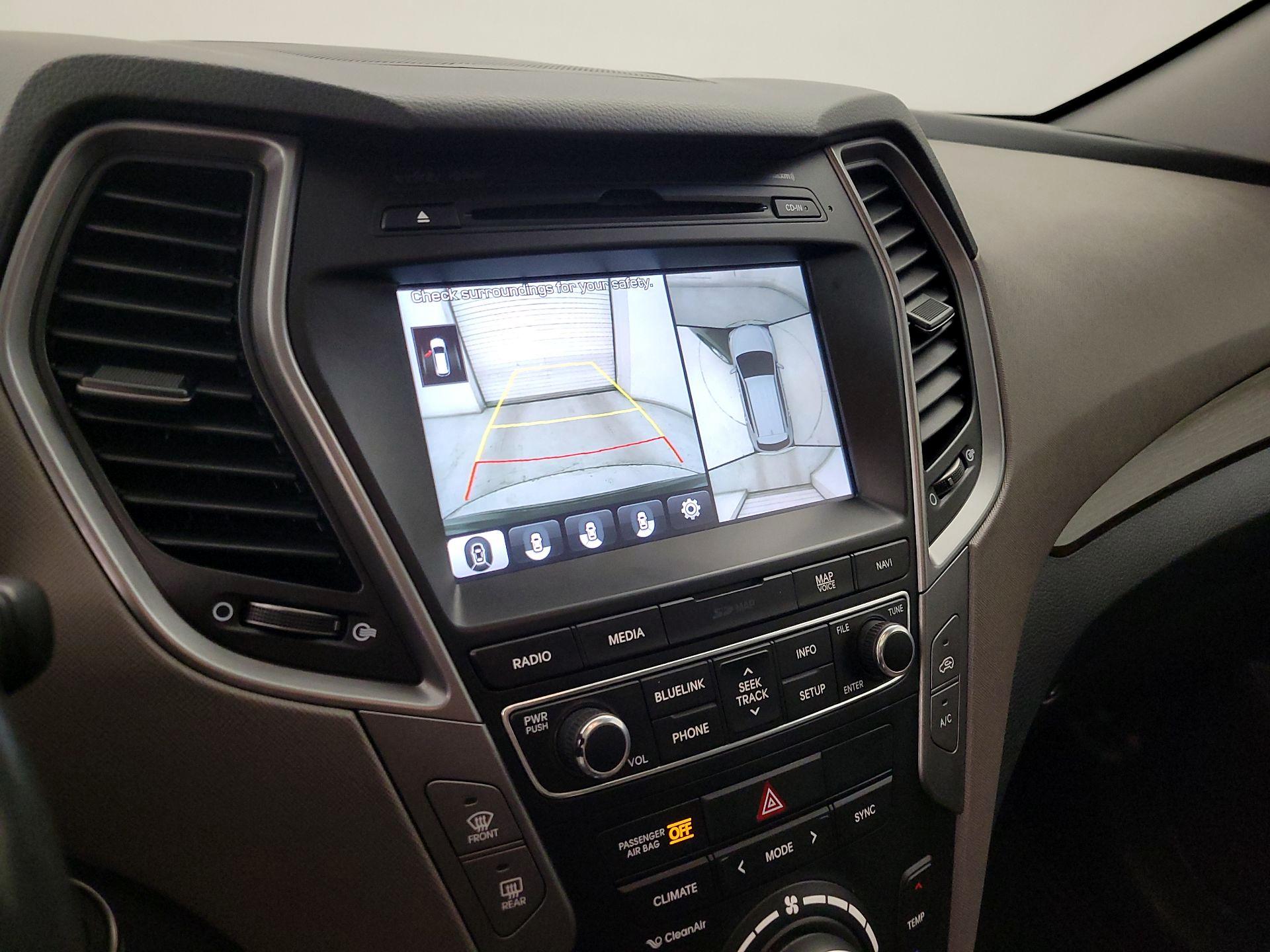 Thumbnail: 2017 Hyundai Santa Fe - 15