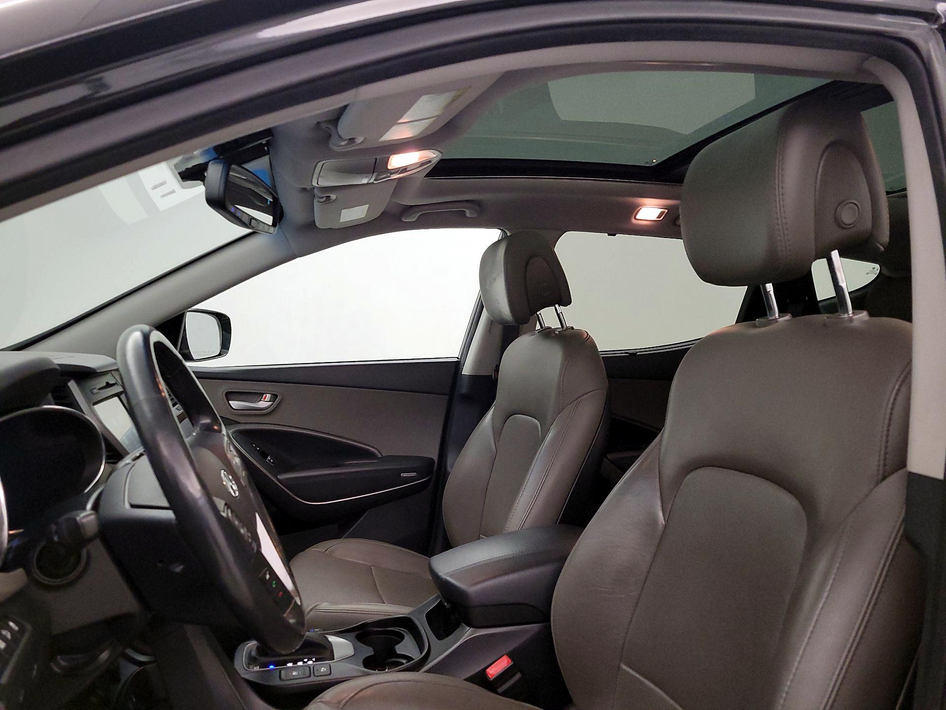 Thumbnail: 2017 Hyundai Santa Fe - 20