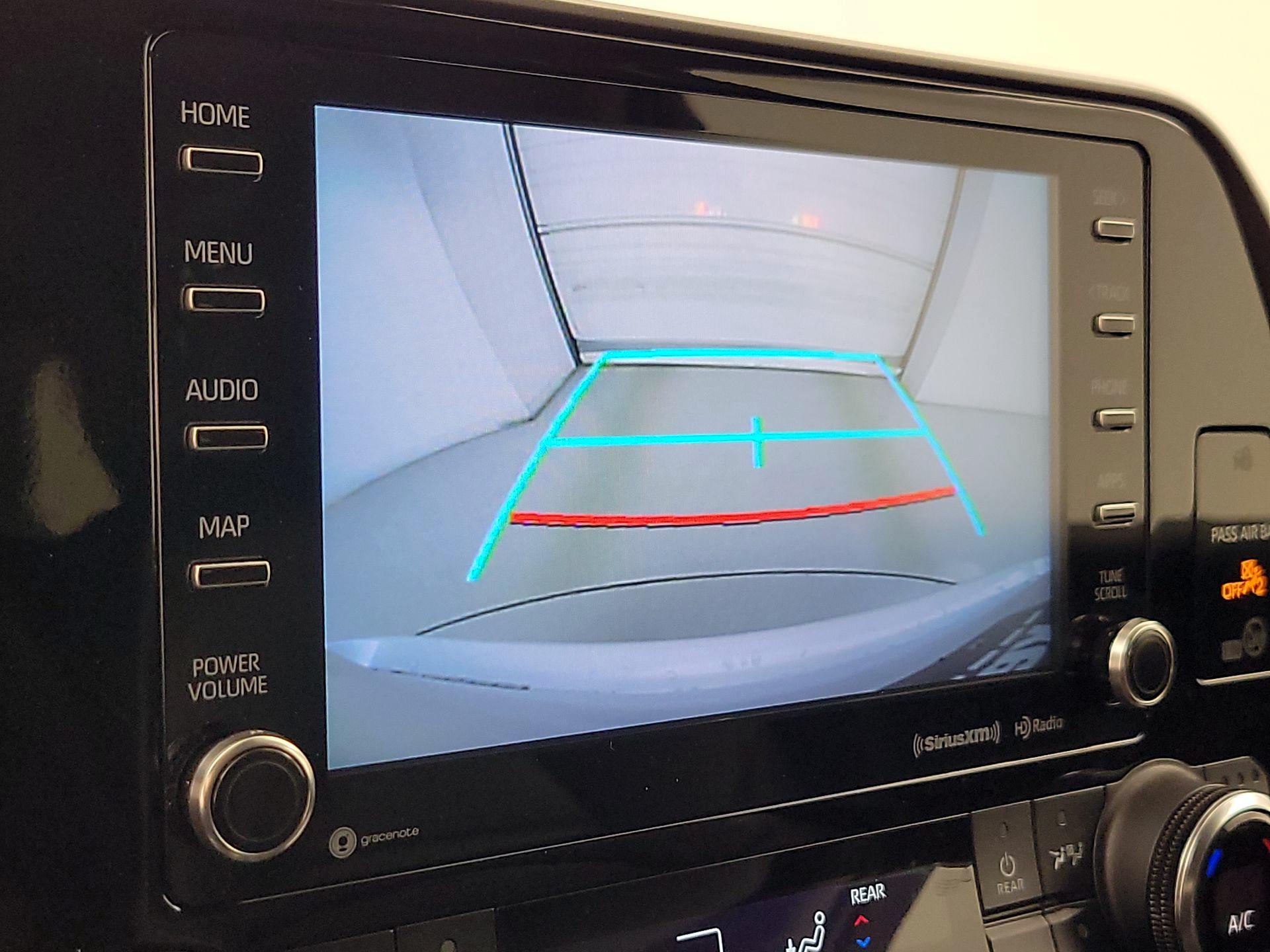 Thumbnail: 2022 Toyota Highlander - 14