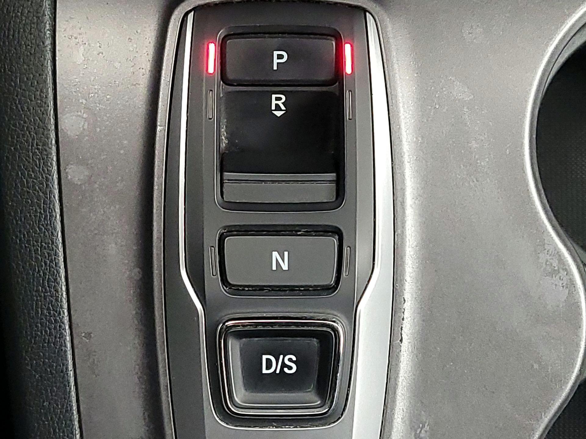 Thumbnail: 2022 Honda Pilot - 17