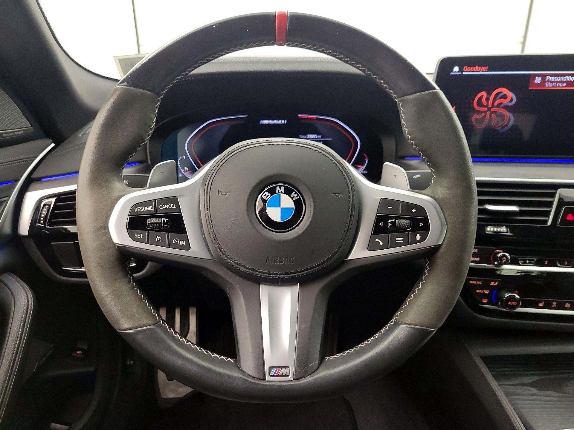 Thumbnail: 2021 BMW 5 Series - 10