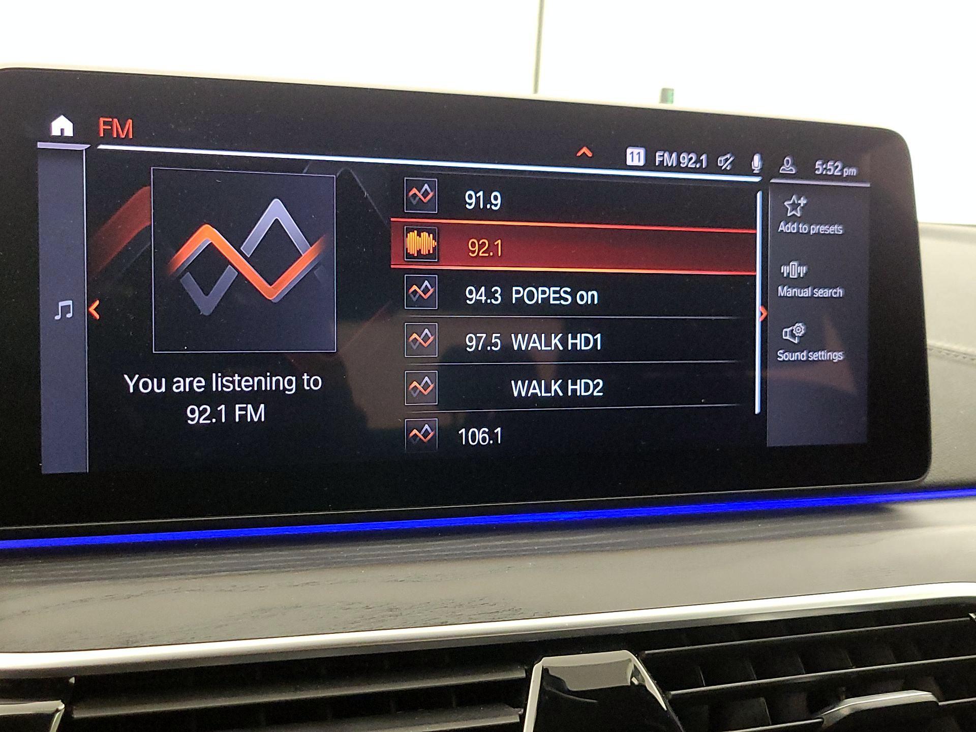 Thumbnail: 2021 BMW 5 Series - 16