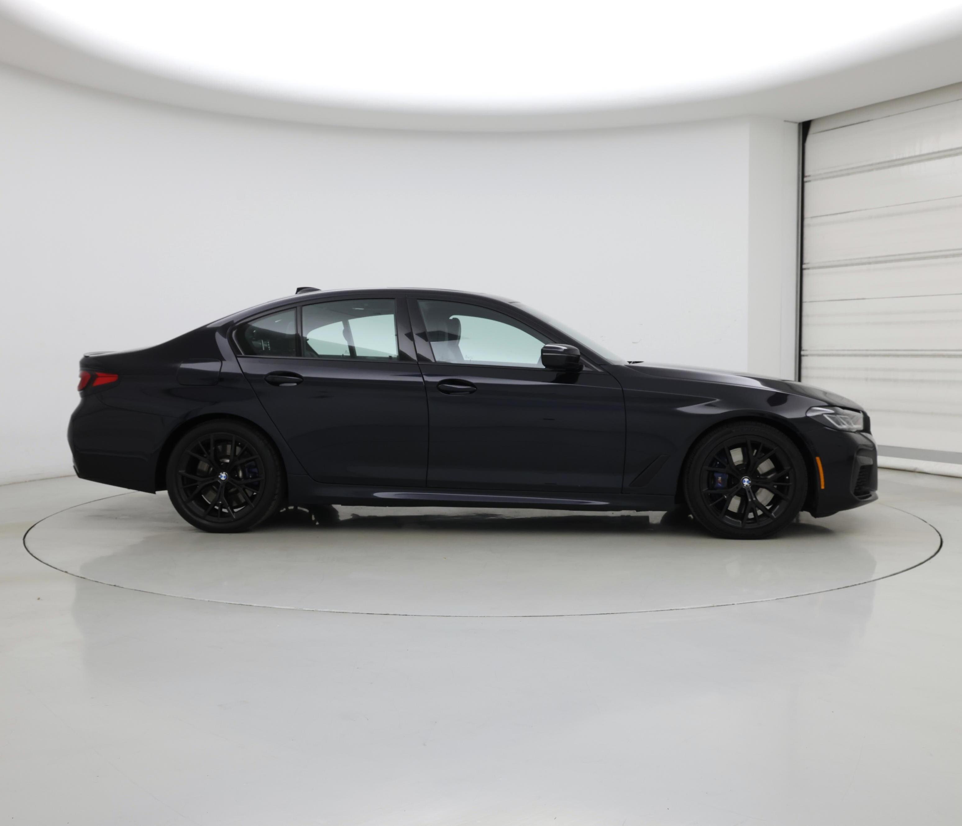 Thumbnail: 2021 BMW 5 Series - 7