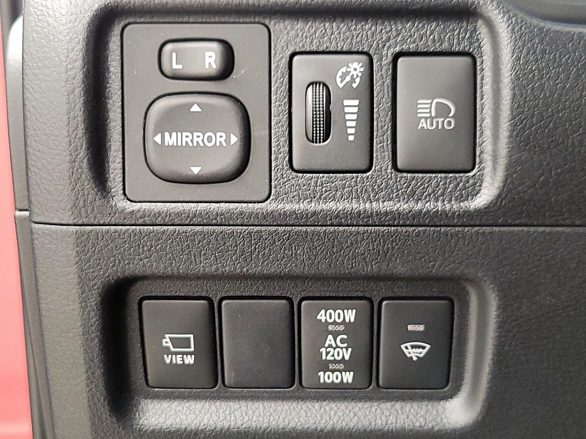 Thumbnail: 2023 Toyota 4Runner - 13