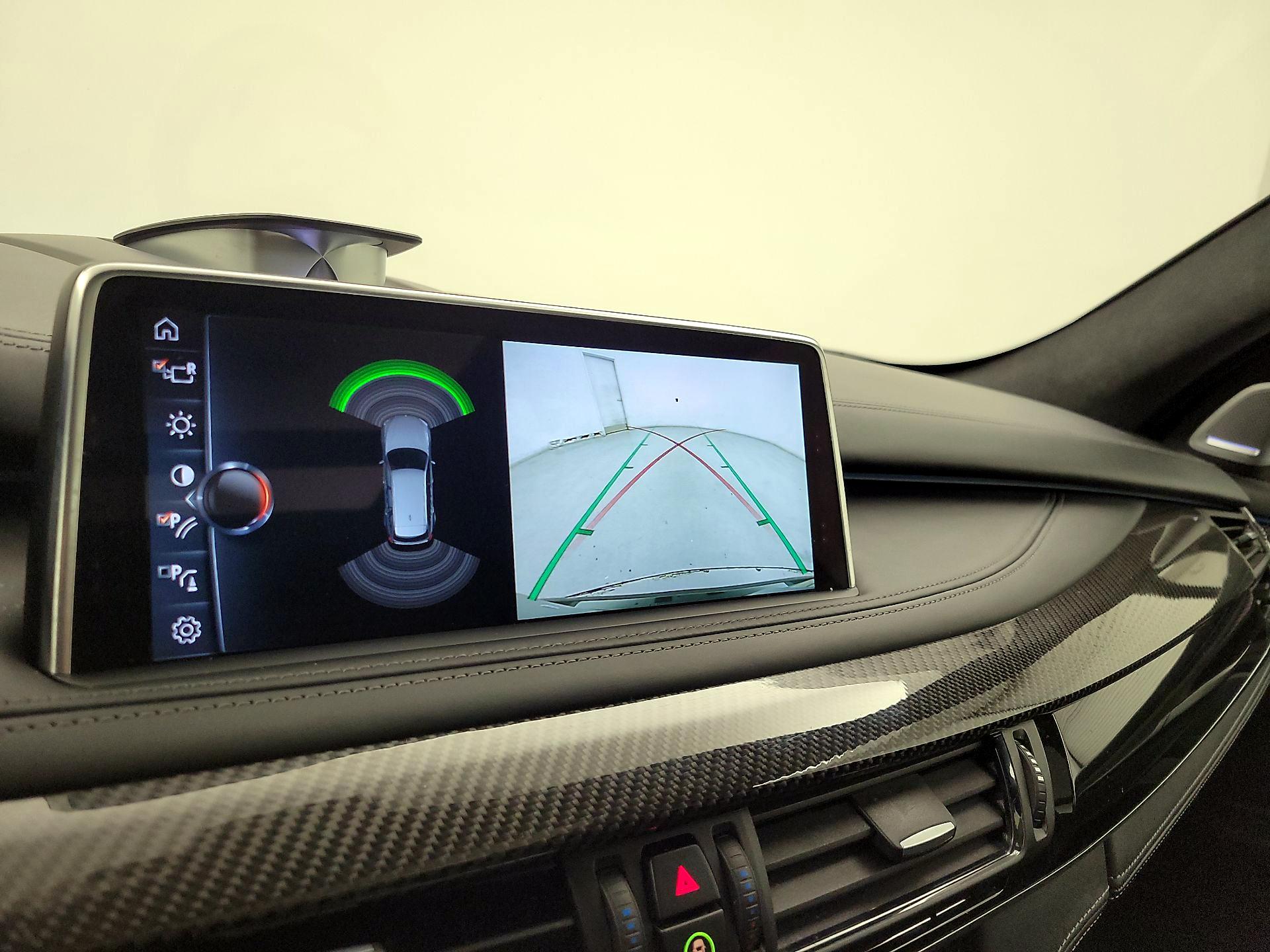 Thumbnail: 2017 BMW X5 - 15