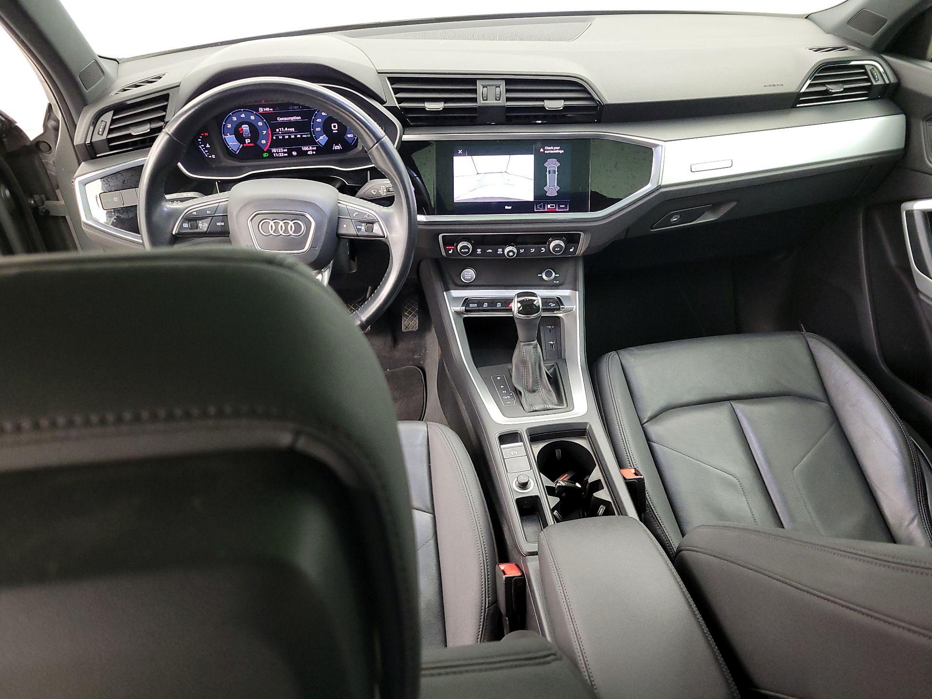 Thumbnail: 2020 Audi Q3 - 9