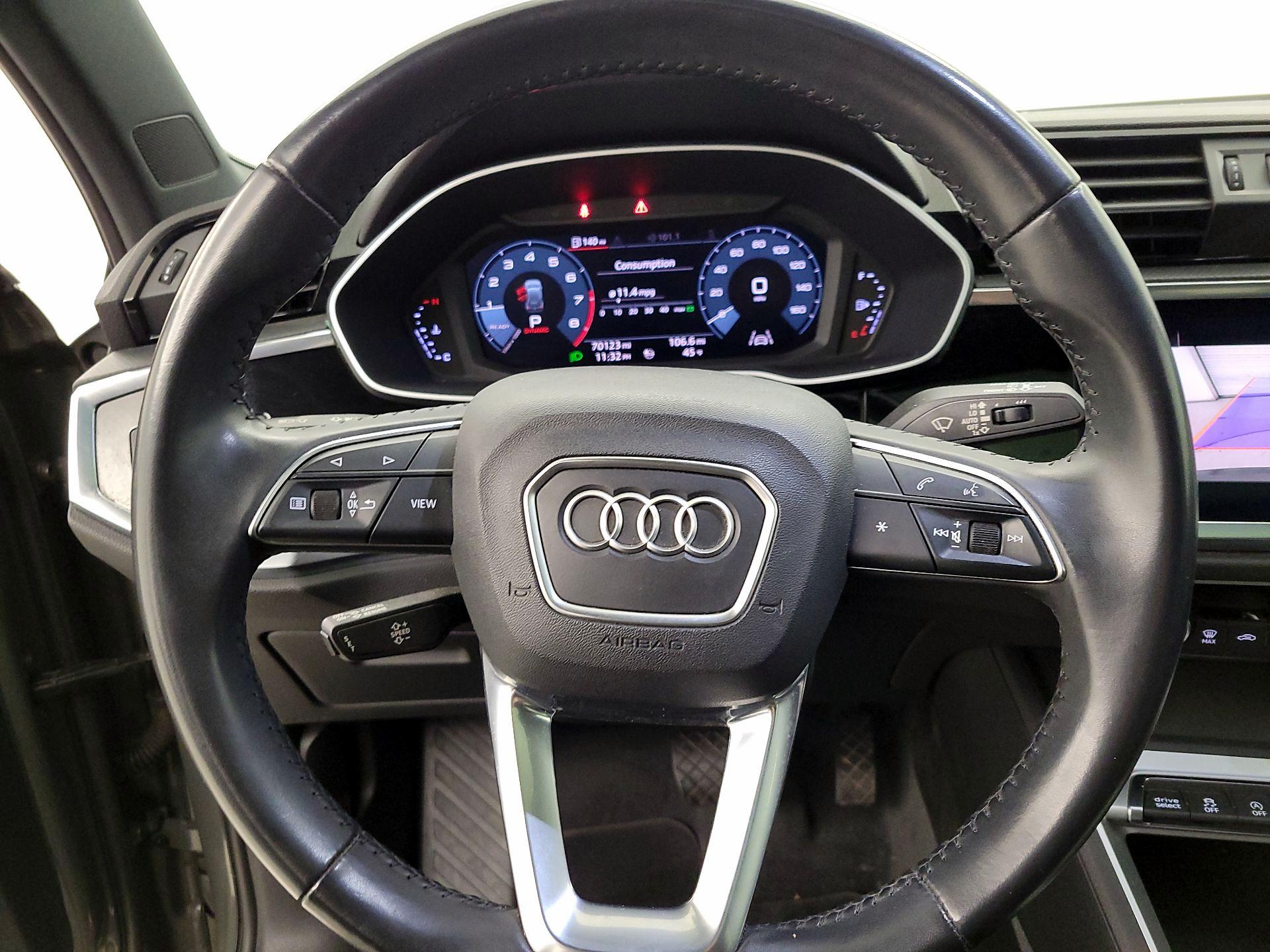 Thumbnail: 2020 Audi Q3 - 10