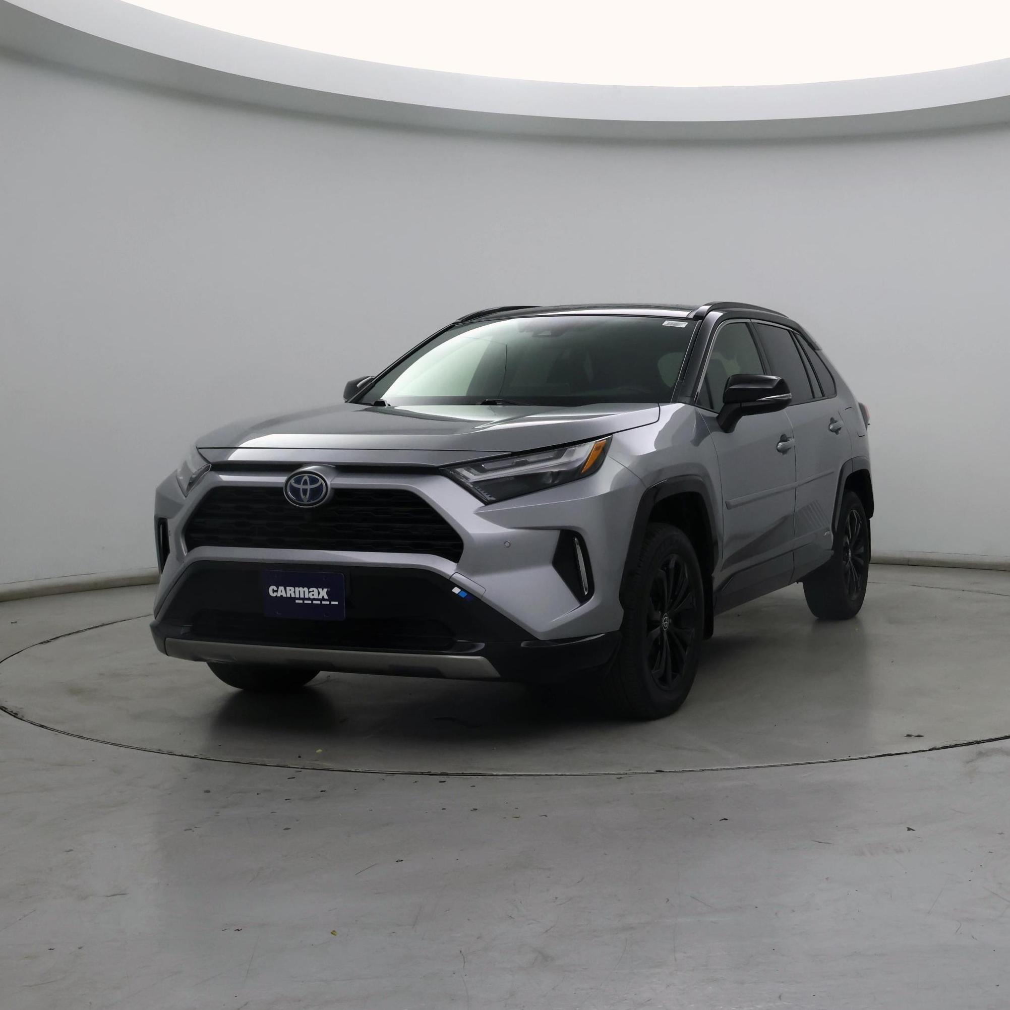 Thumbnail: 2022 Toyota RAV4 - 4