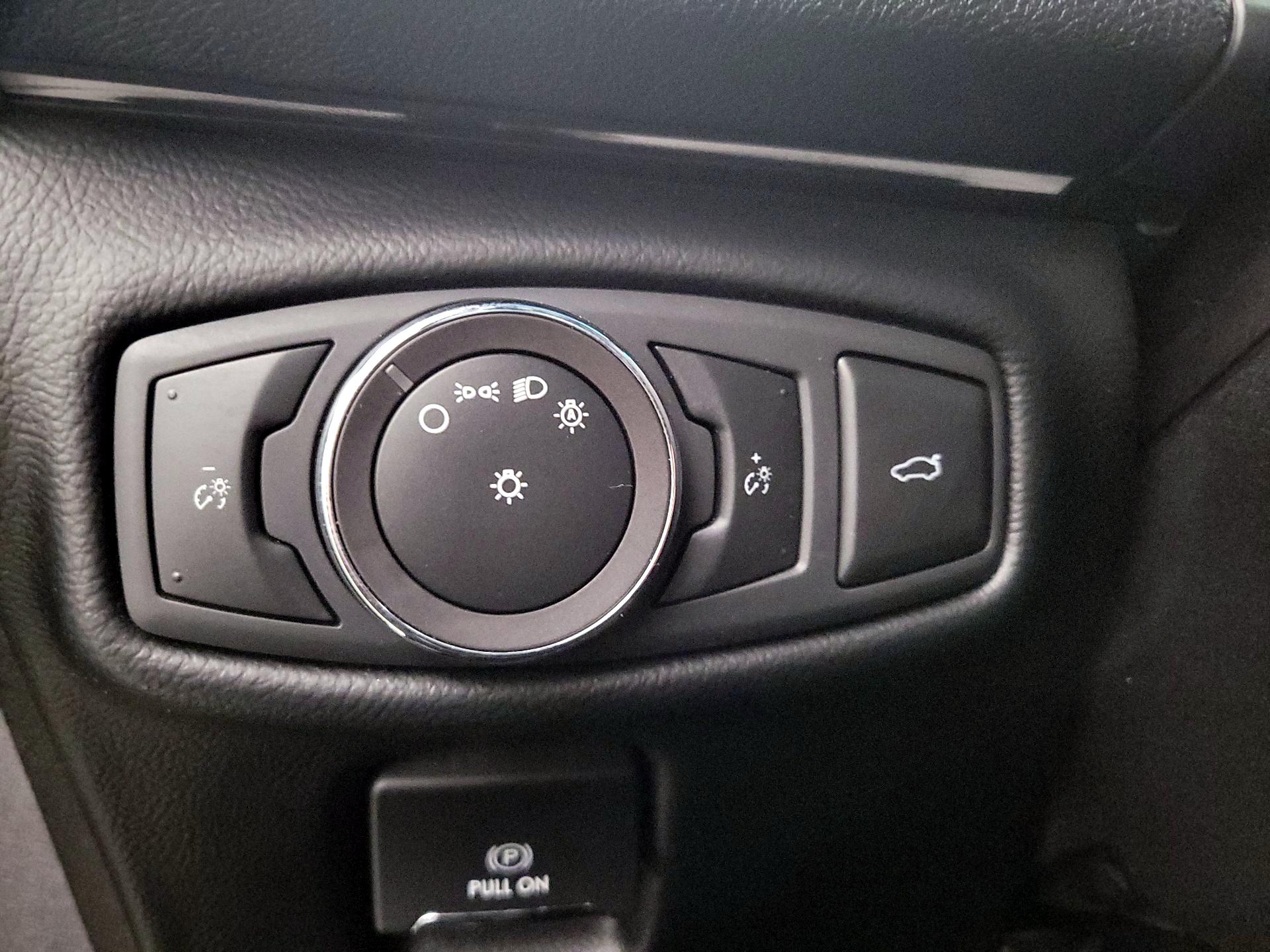 Thumbnail: 2019 Lincoln MKZ - 13