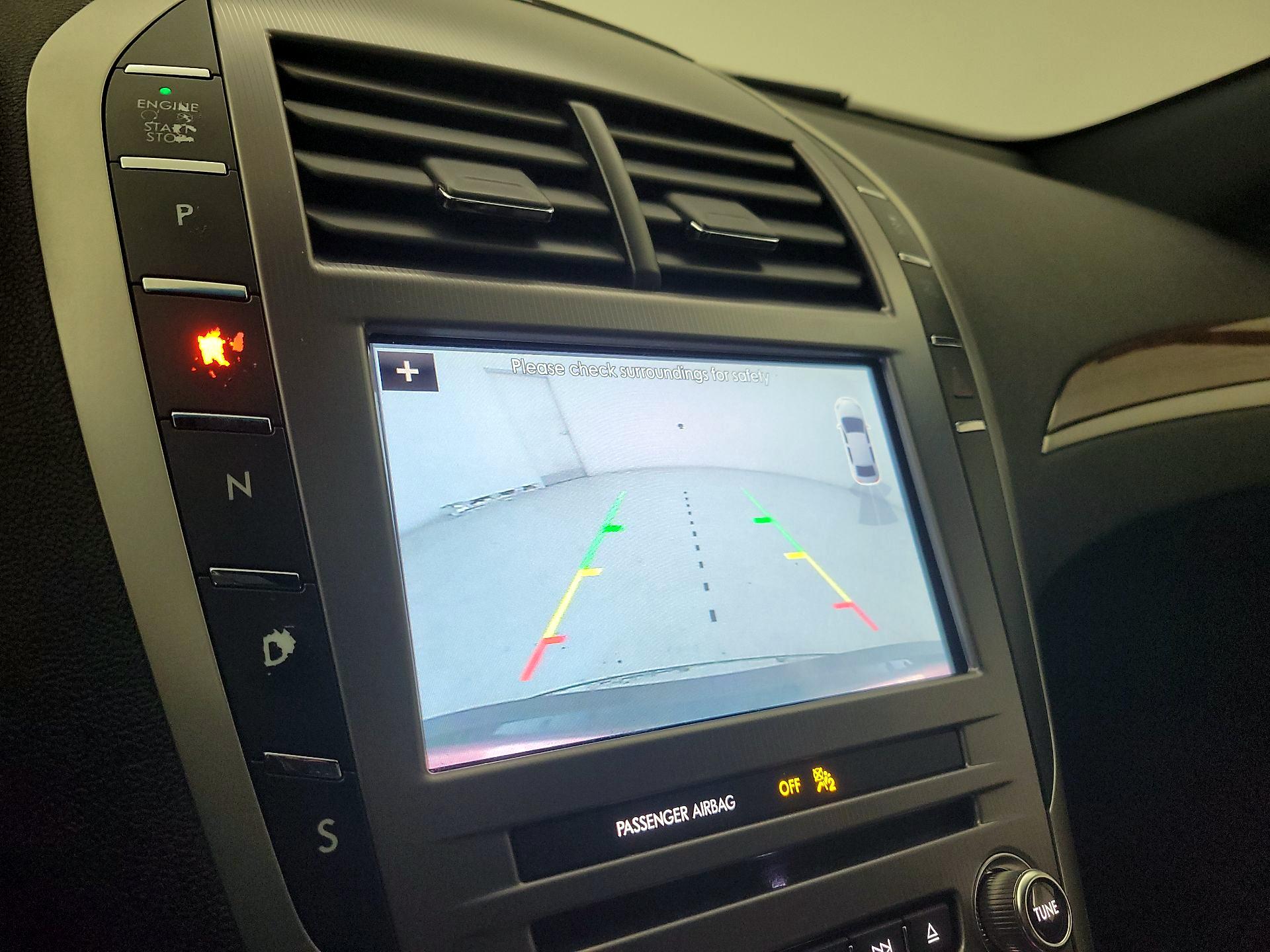 Thumbnail: 2019 Lincoln MKZ - 15