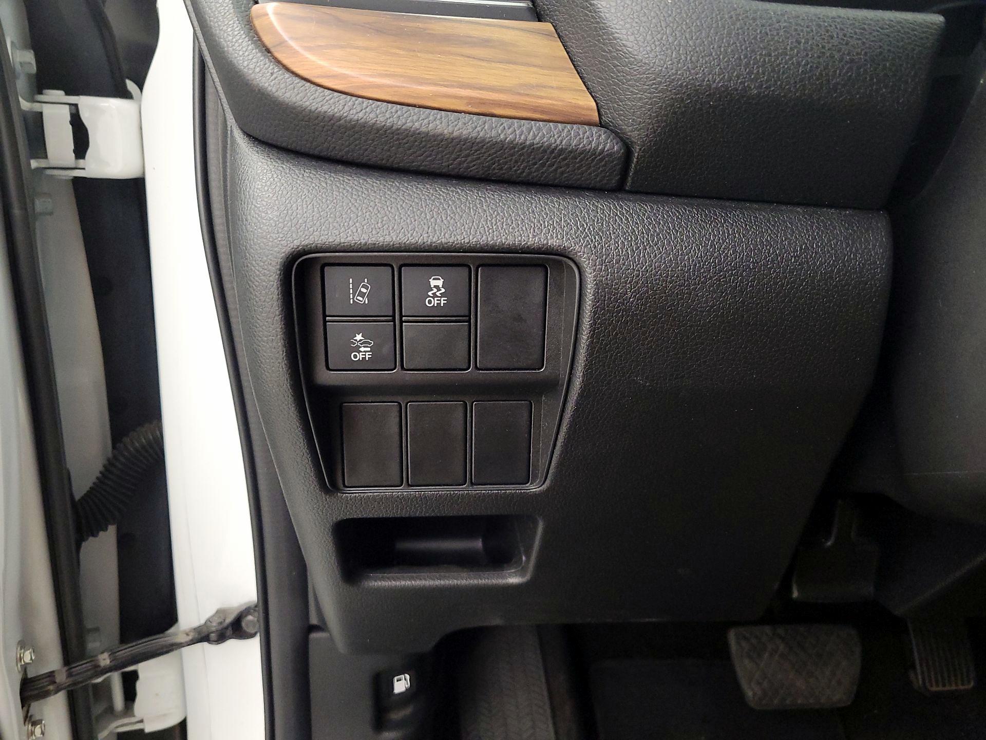 Thumbnail: 2019 Honda CR-V - 13