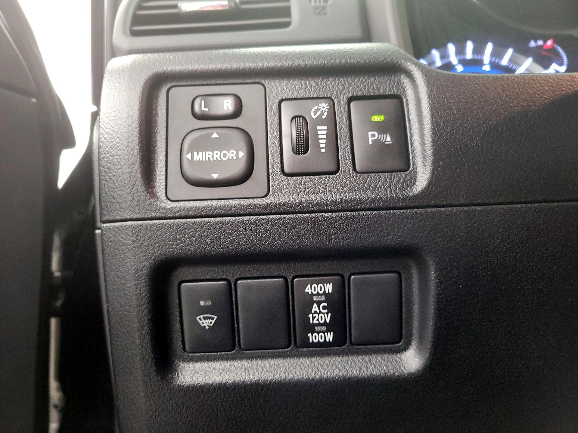 Thumbnail: 2018 Toyota 4Runner - 13