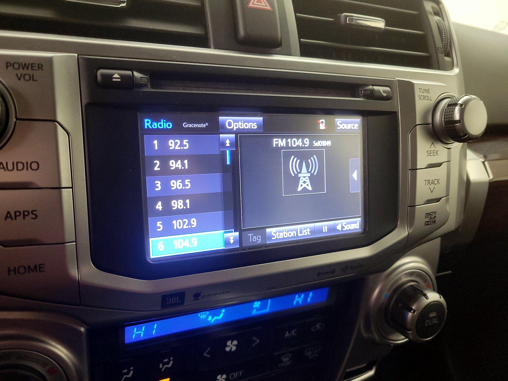 Thumbnail: 2018 Toyota 4Runner - 15