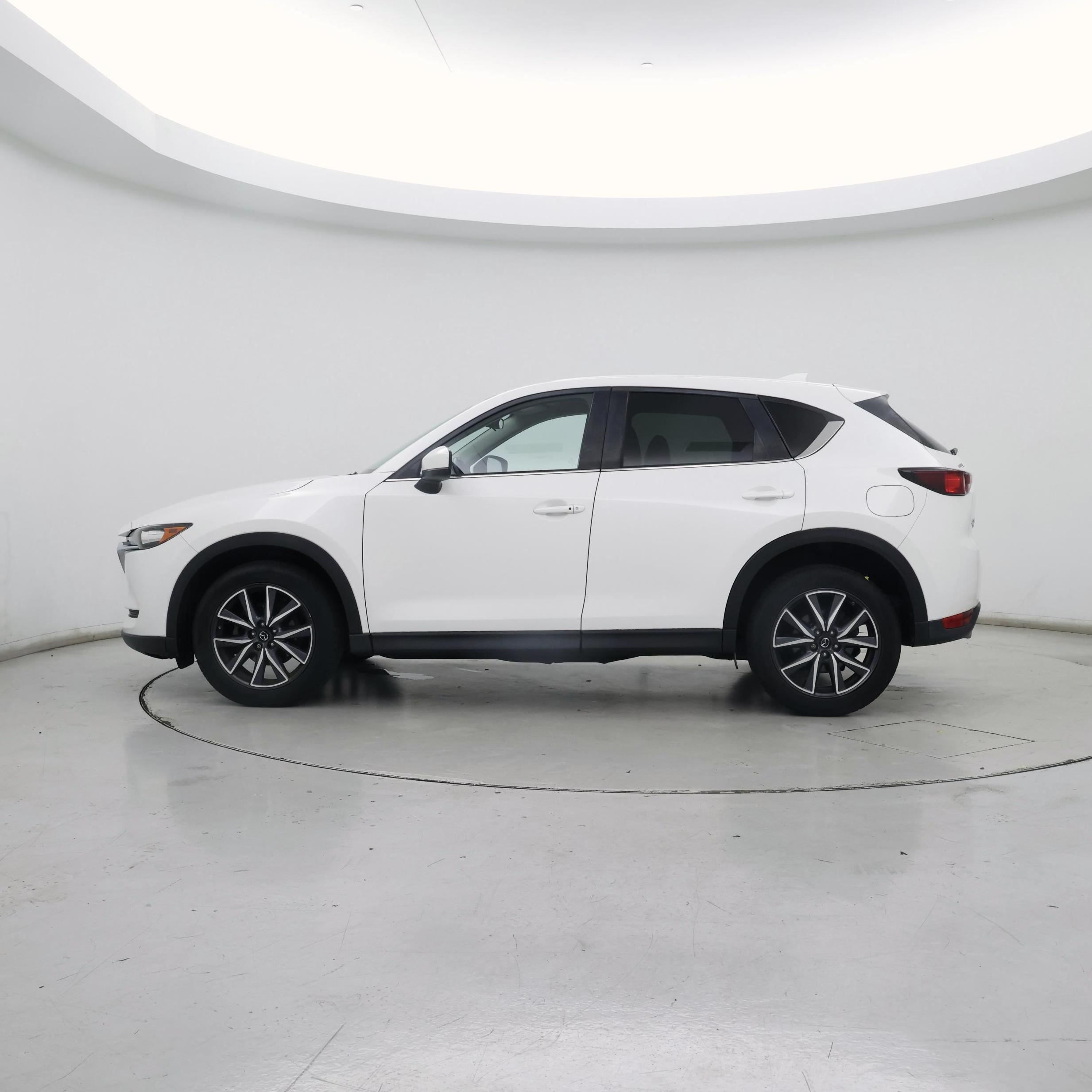 Thumbnail: 2018 Mazda CX-5 - 3