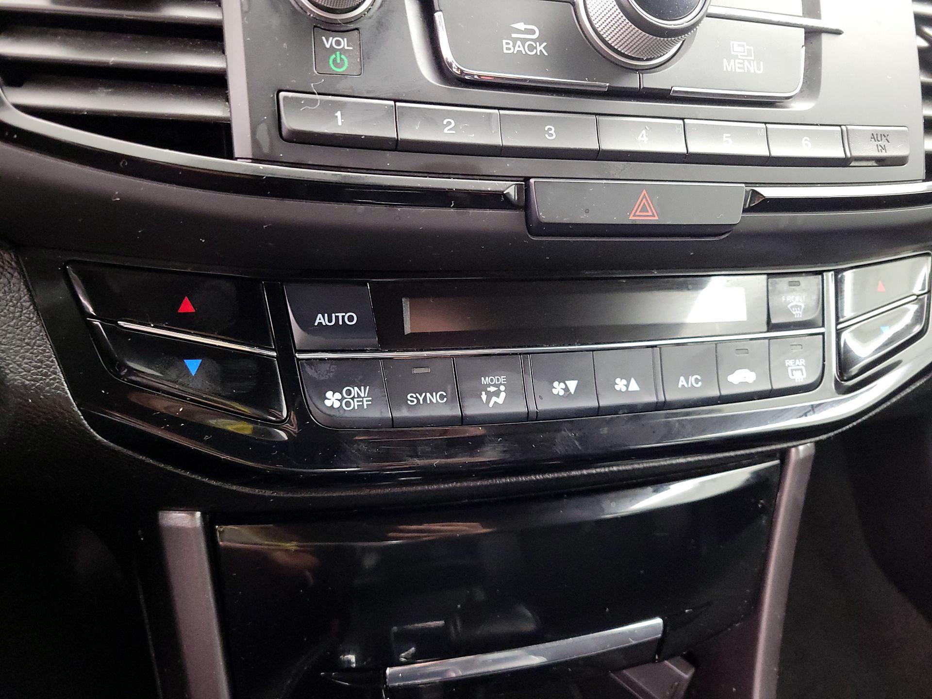 Thumbnail: 2017 Honda Accord - 16