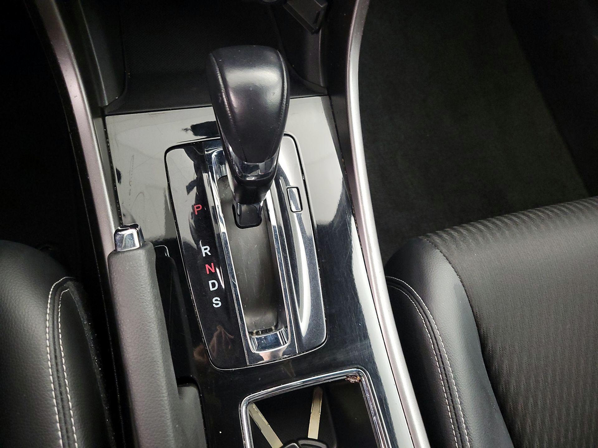 Thumbnail: 2017 Honda Accord - 17