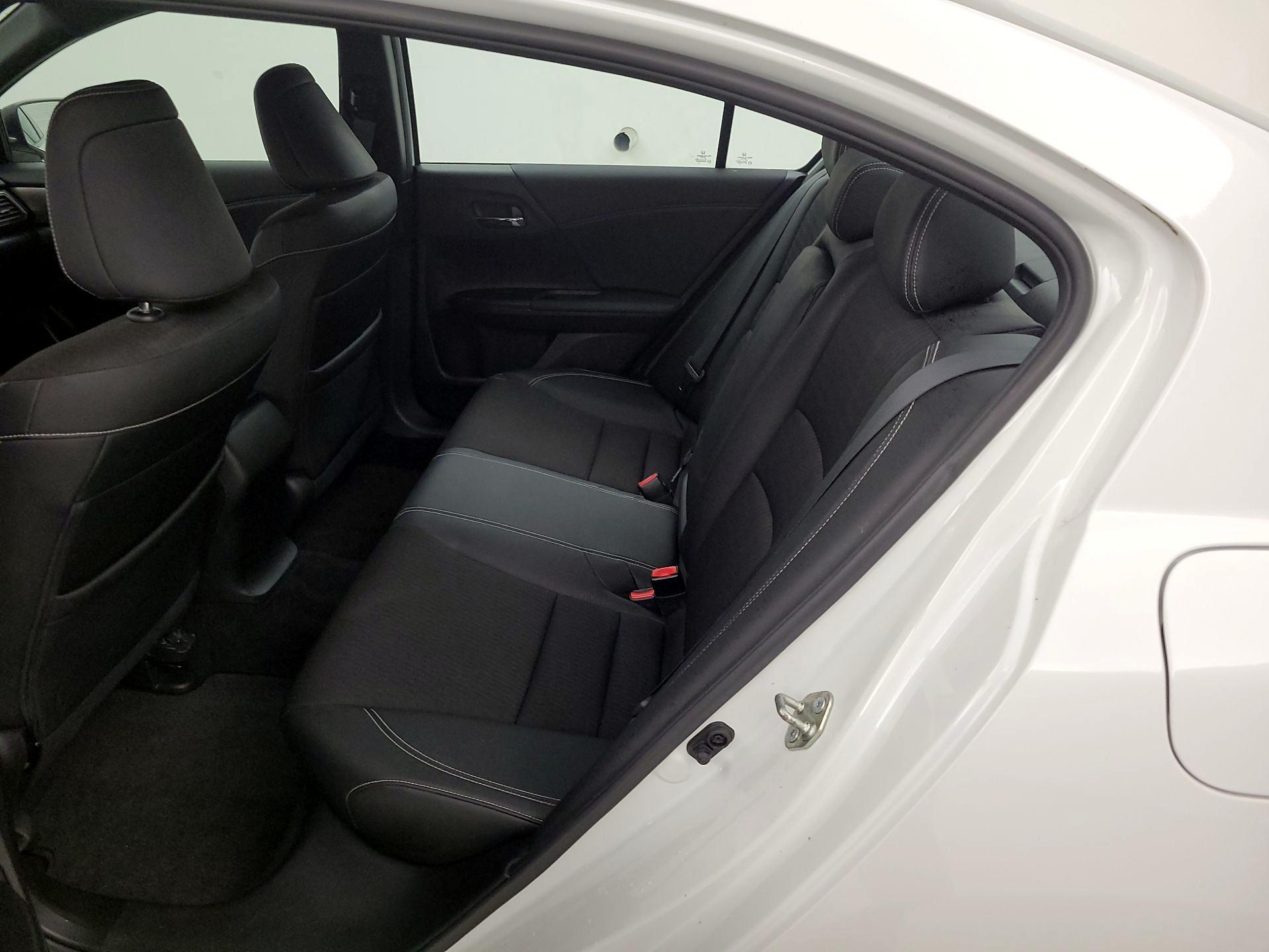 Thumbnail: 2017 Honda Accord - 19