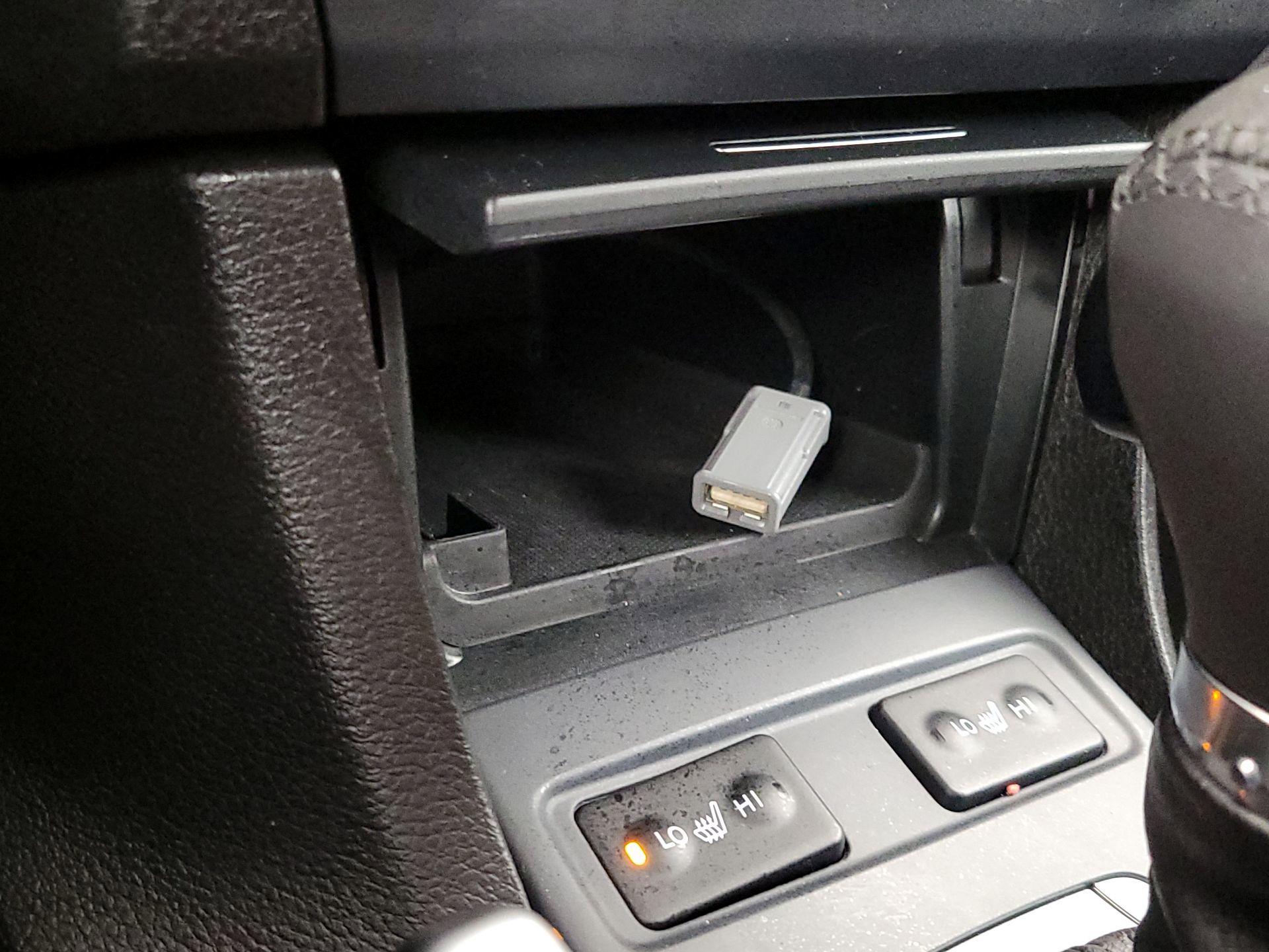 Thumbnail: 2020 Acura ILX - 18