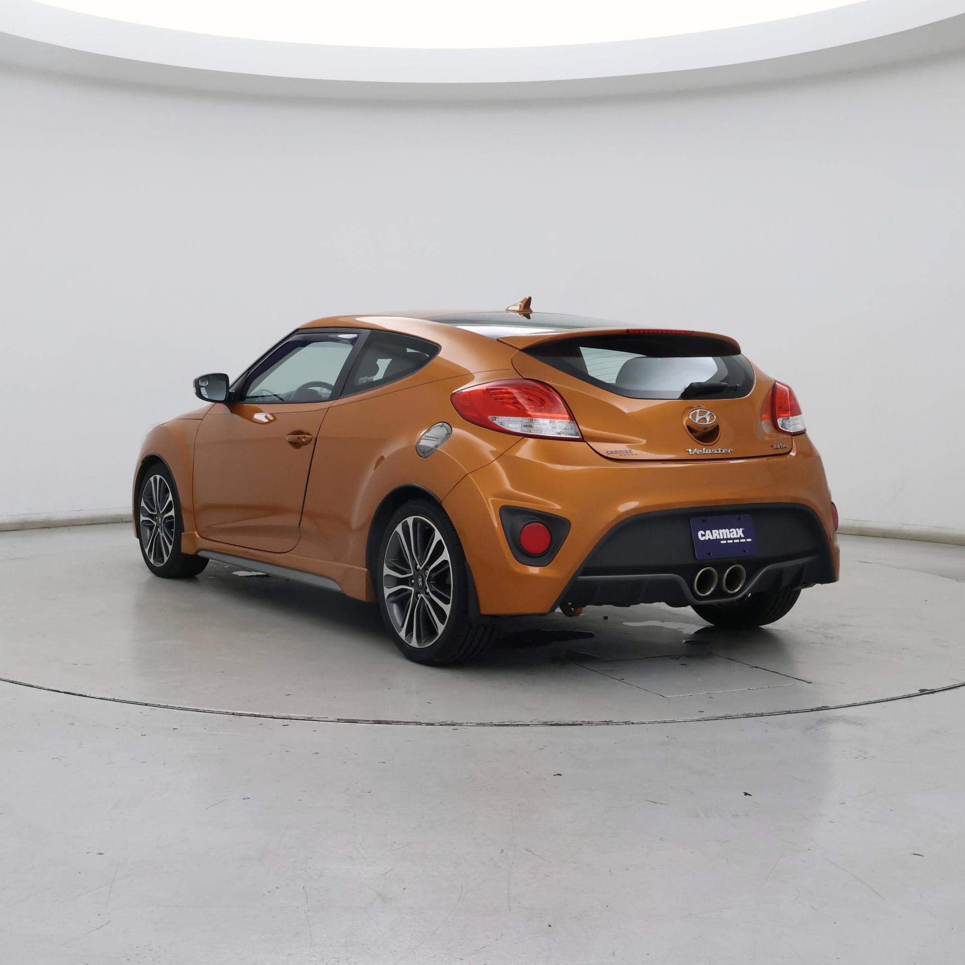Thumbnail: 2016 Hyundai Veloster - 2