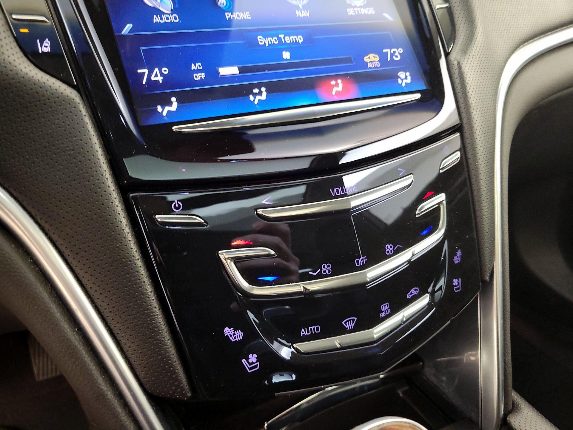 Thumbnail: 2015 Cadillac XTS - 16