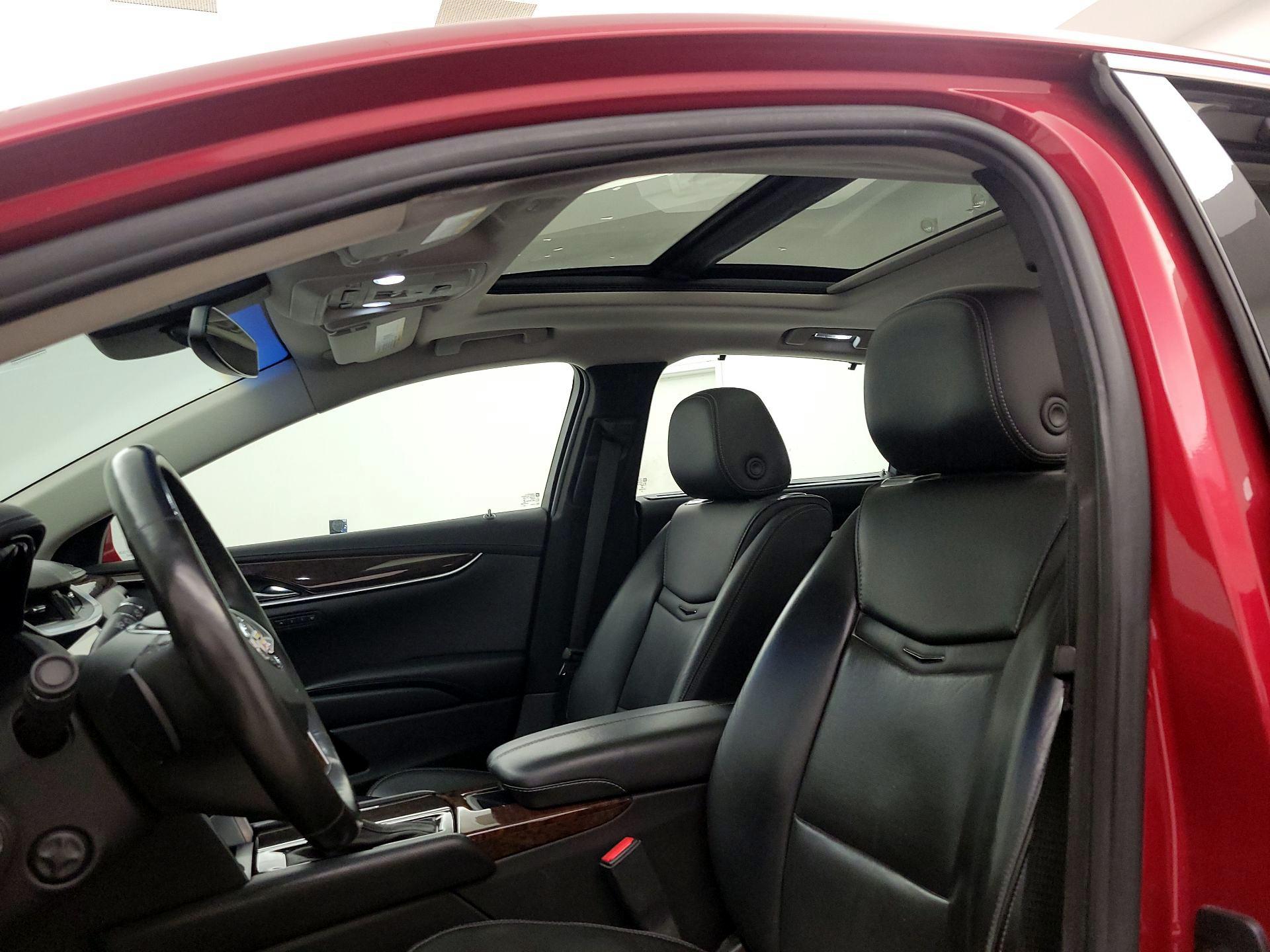 Thumbnail: 2015 Cadillac XTS - 19