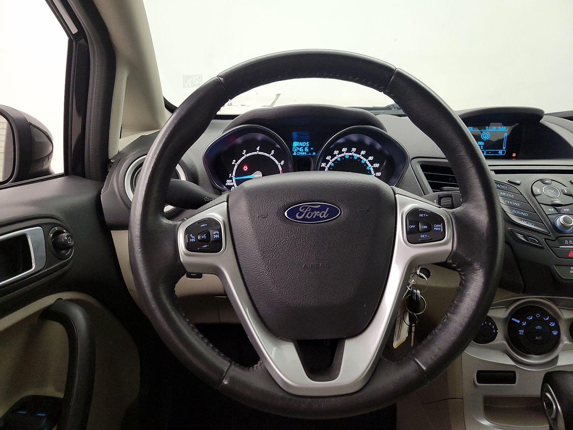 Thumbnail: 2016 Ford Fiesta - 10