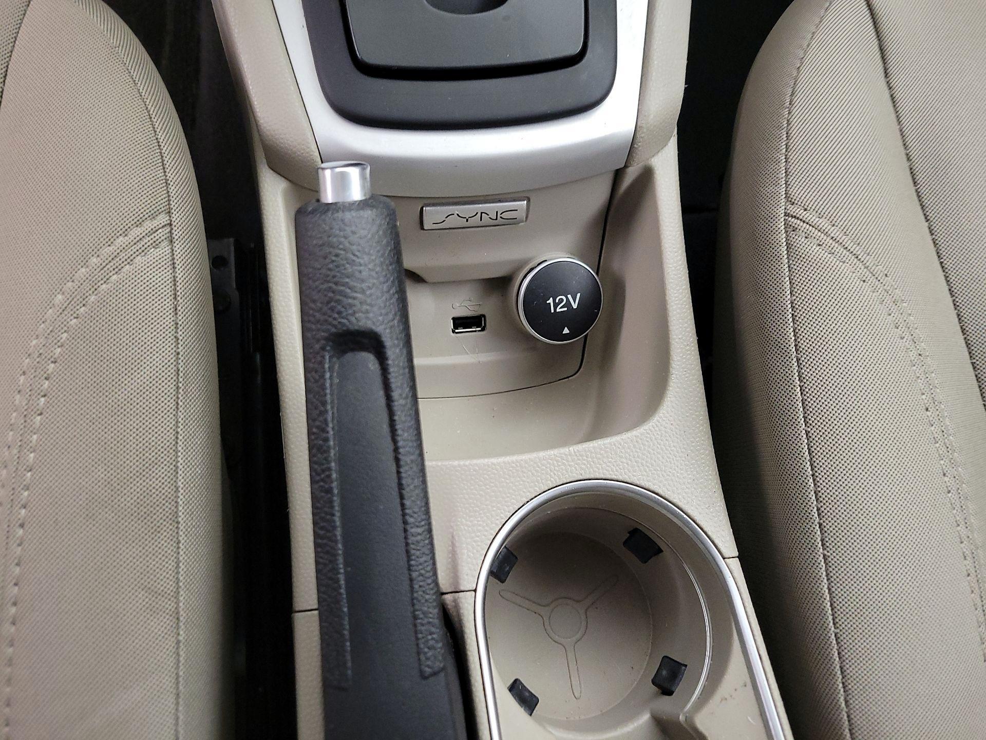 Thumbnail: 2016 Ford Fiesta - 17