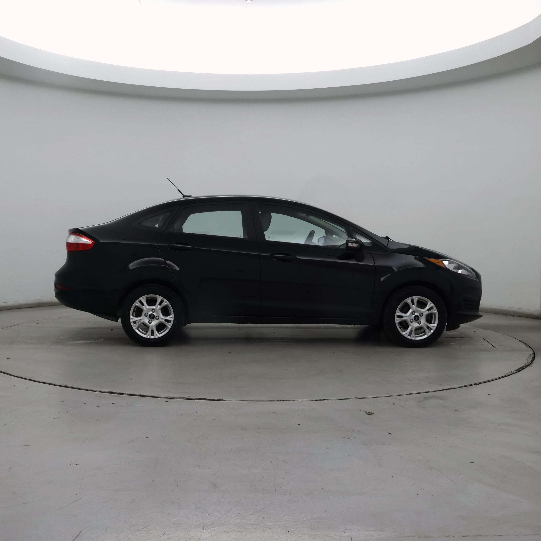 Thumbnail: 2016 Ford Fiesta - 7