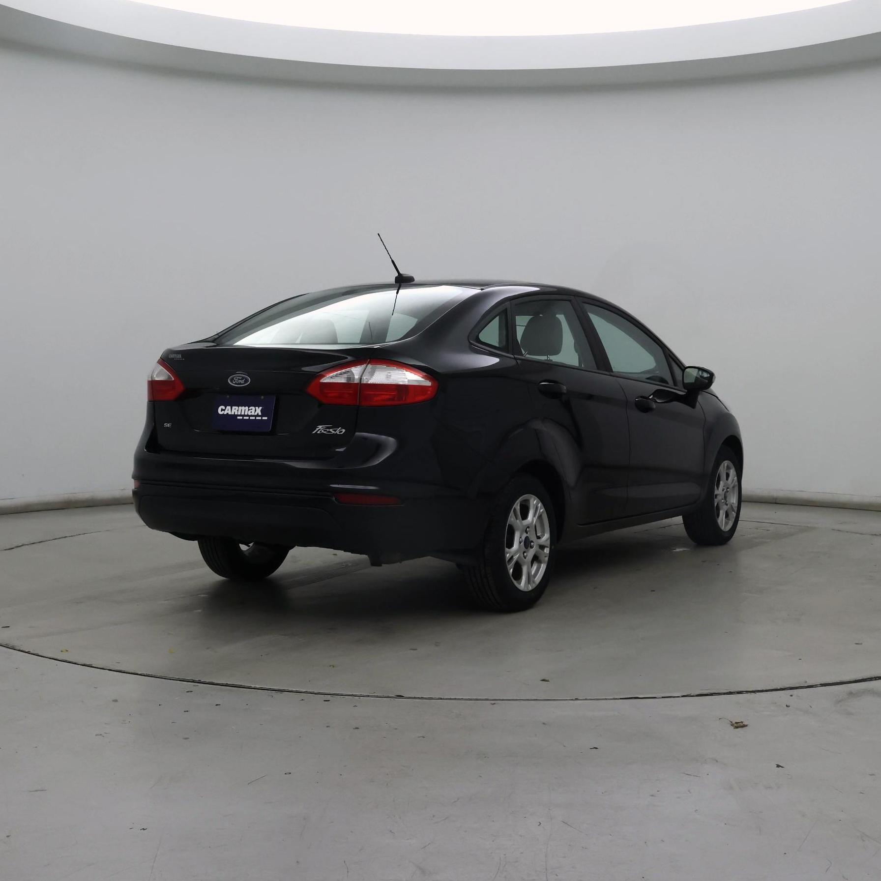 Thumbnail: 2016 Ford Fiesta - 8