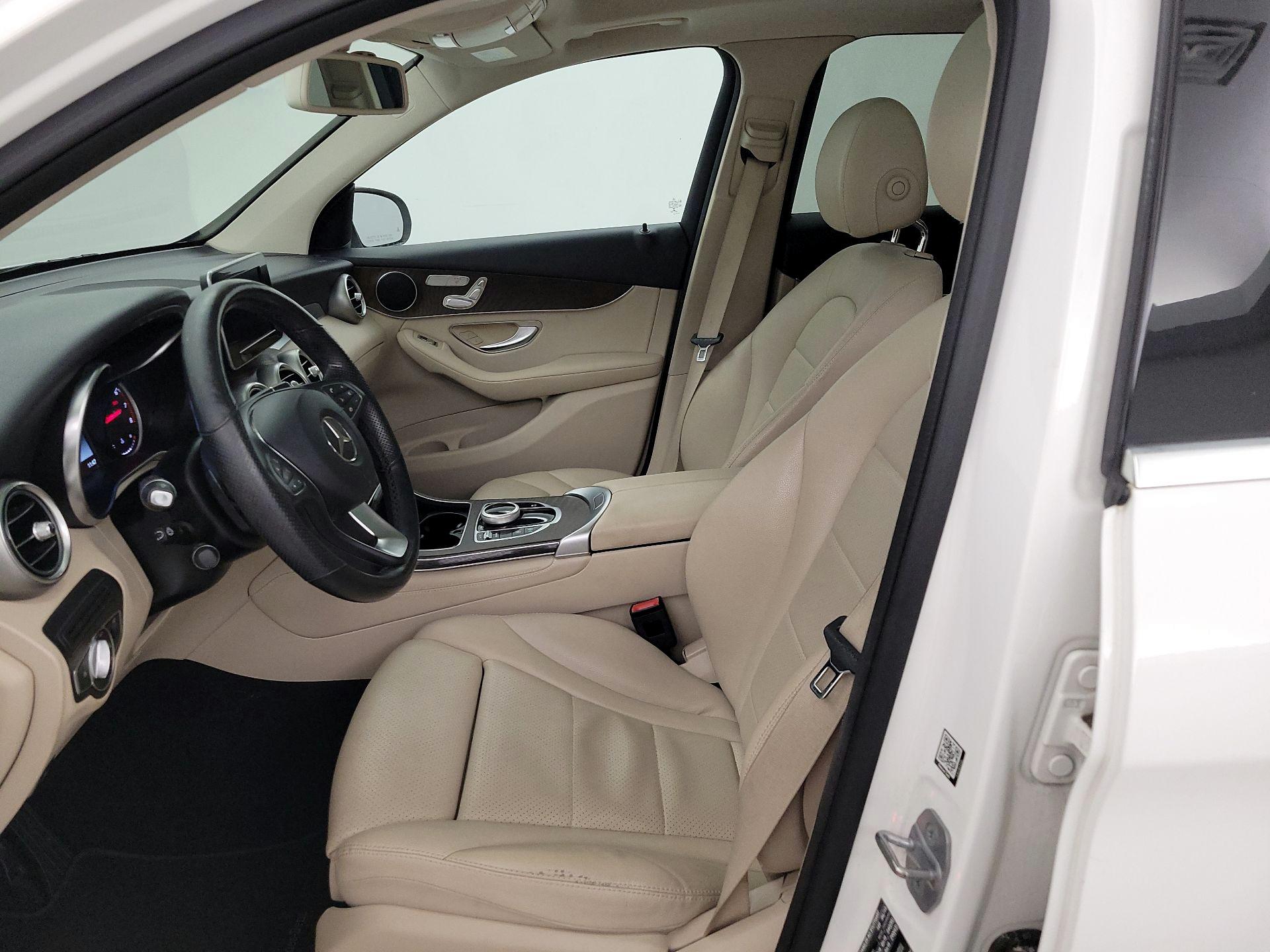 Thumbnail: 2019 Mercedes-Benz GLC - 11