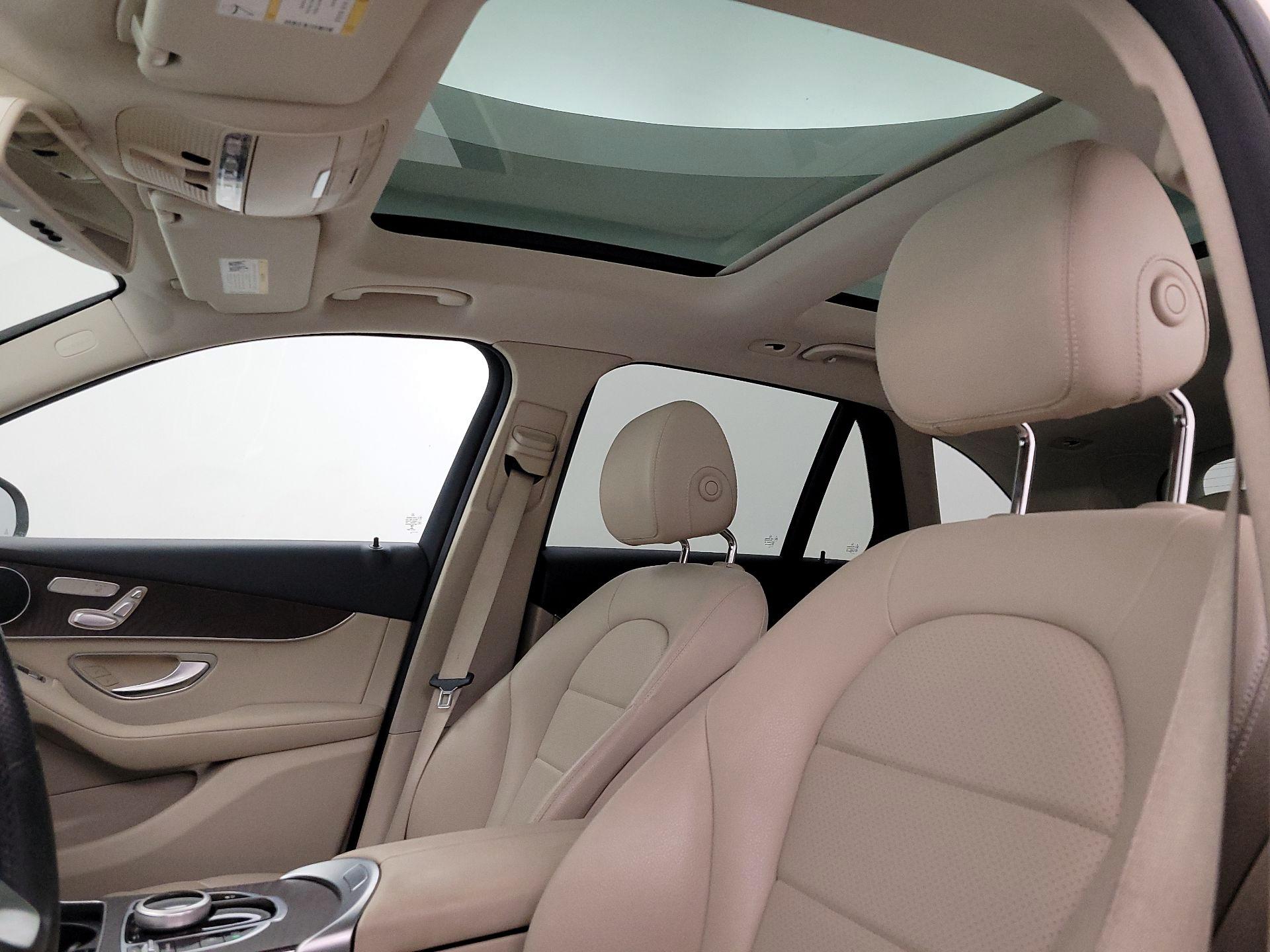 Thumbnail: 2019 Mercedes-Benz GLC - 19