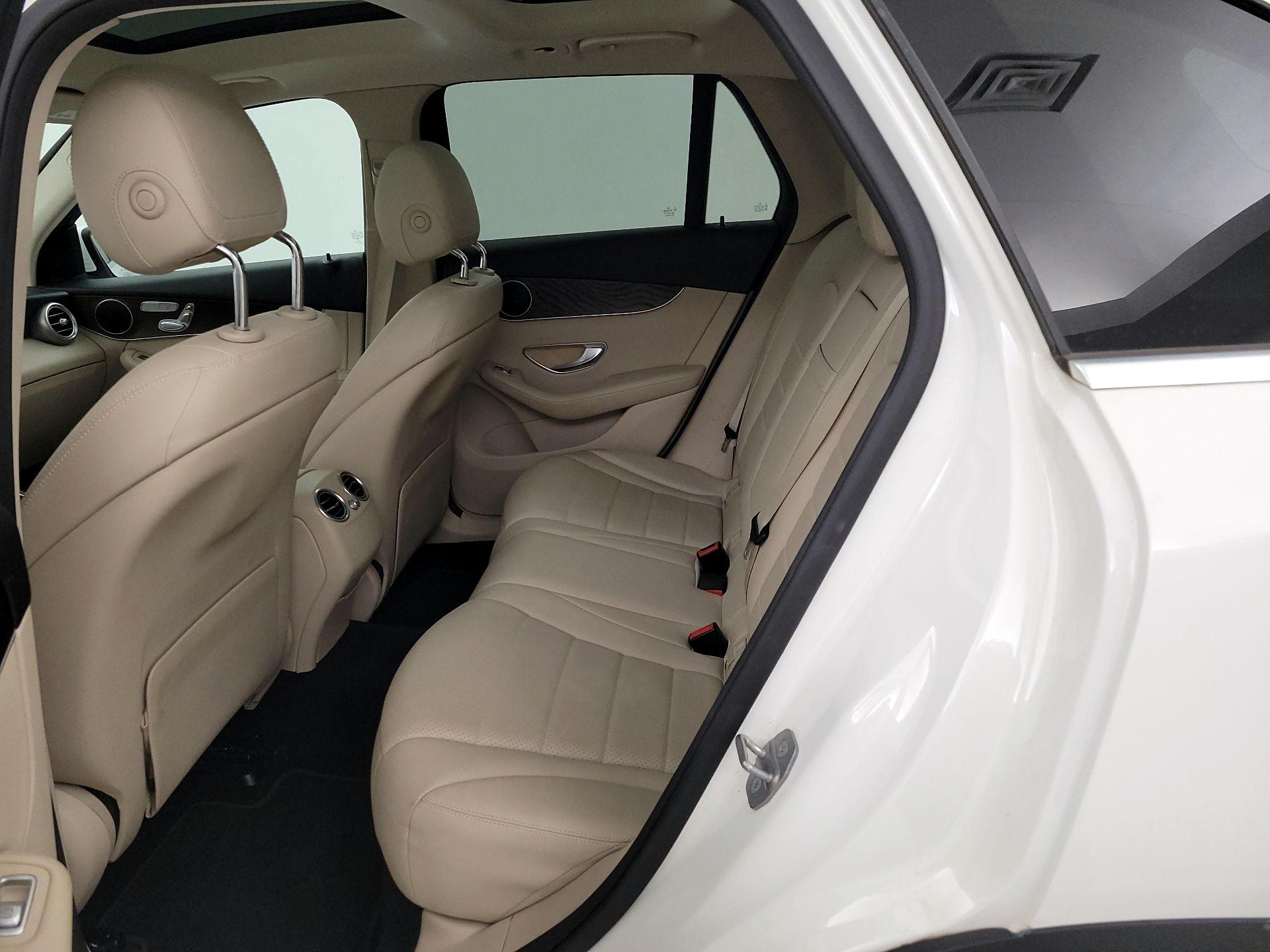 Thumbnail: 2019 Mercedes-Benz GLC - 20