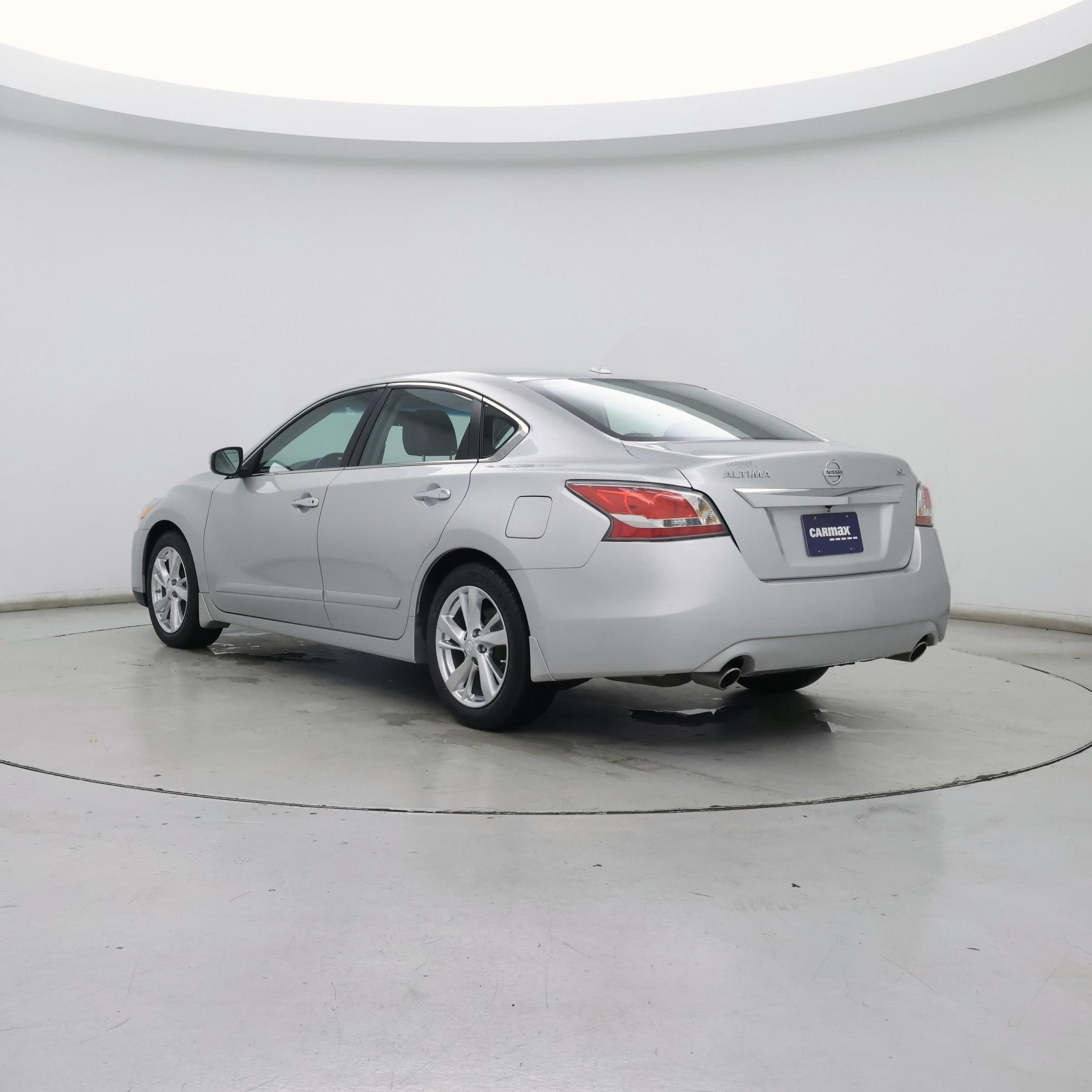 Thumbnail: 2015 Nissan Altima - 2
