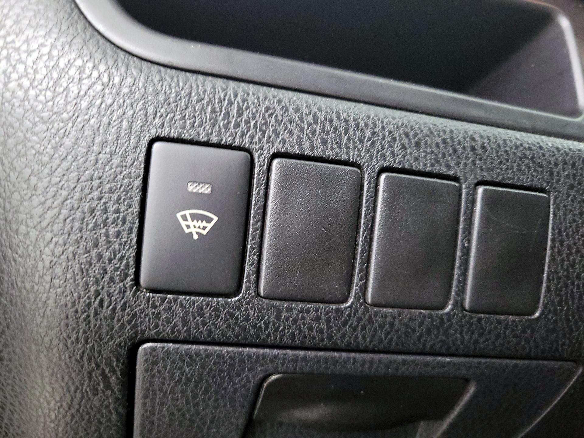 Thumbnail: 2015 Toyota Highlander - 13