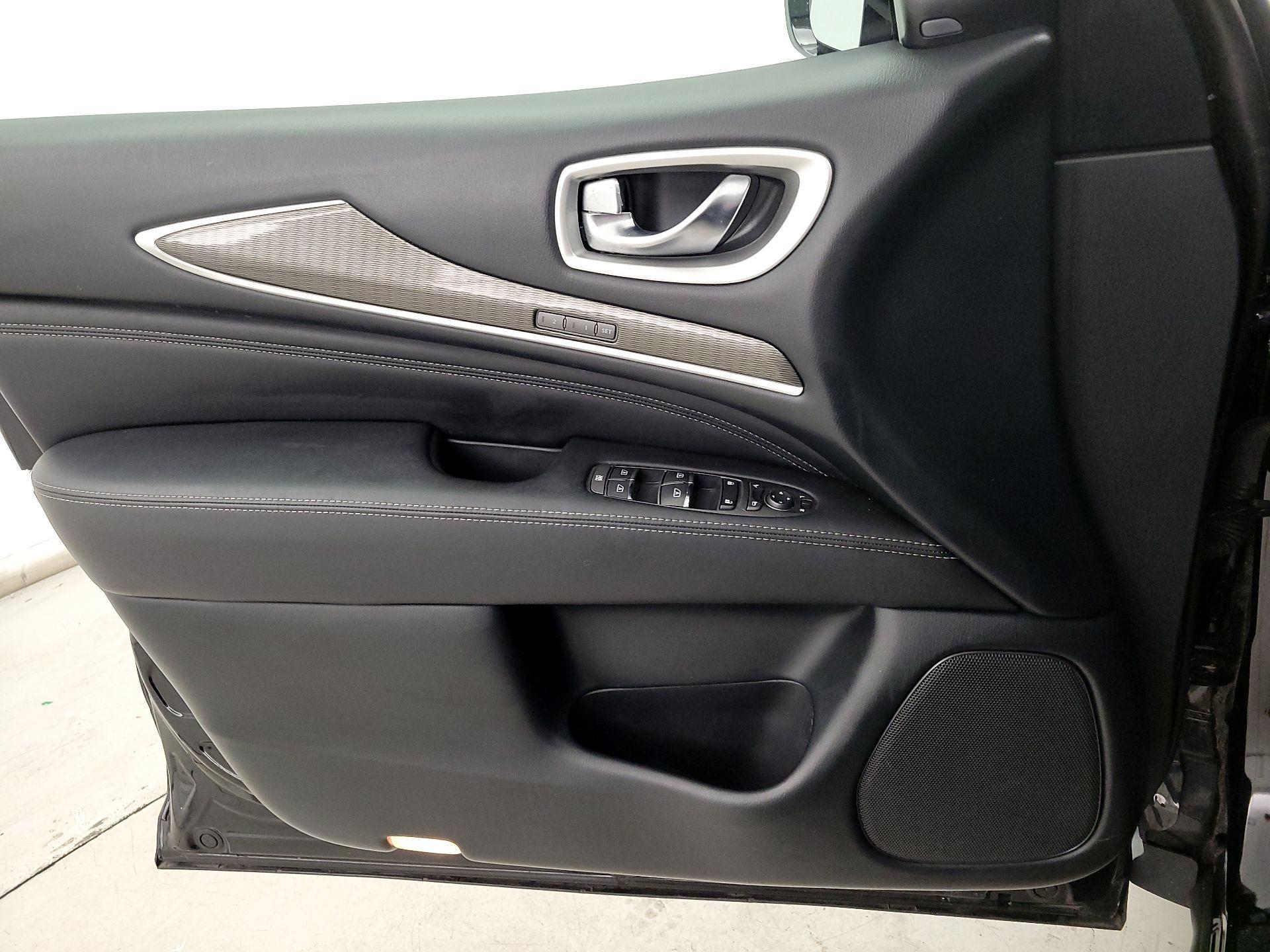 Thumbnail: 2020 INFINITI QX60 - 12